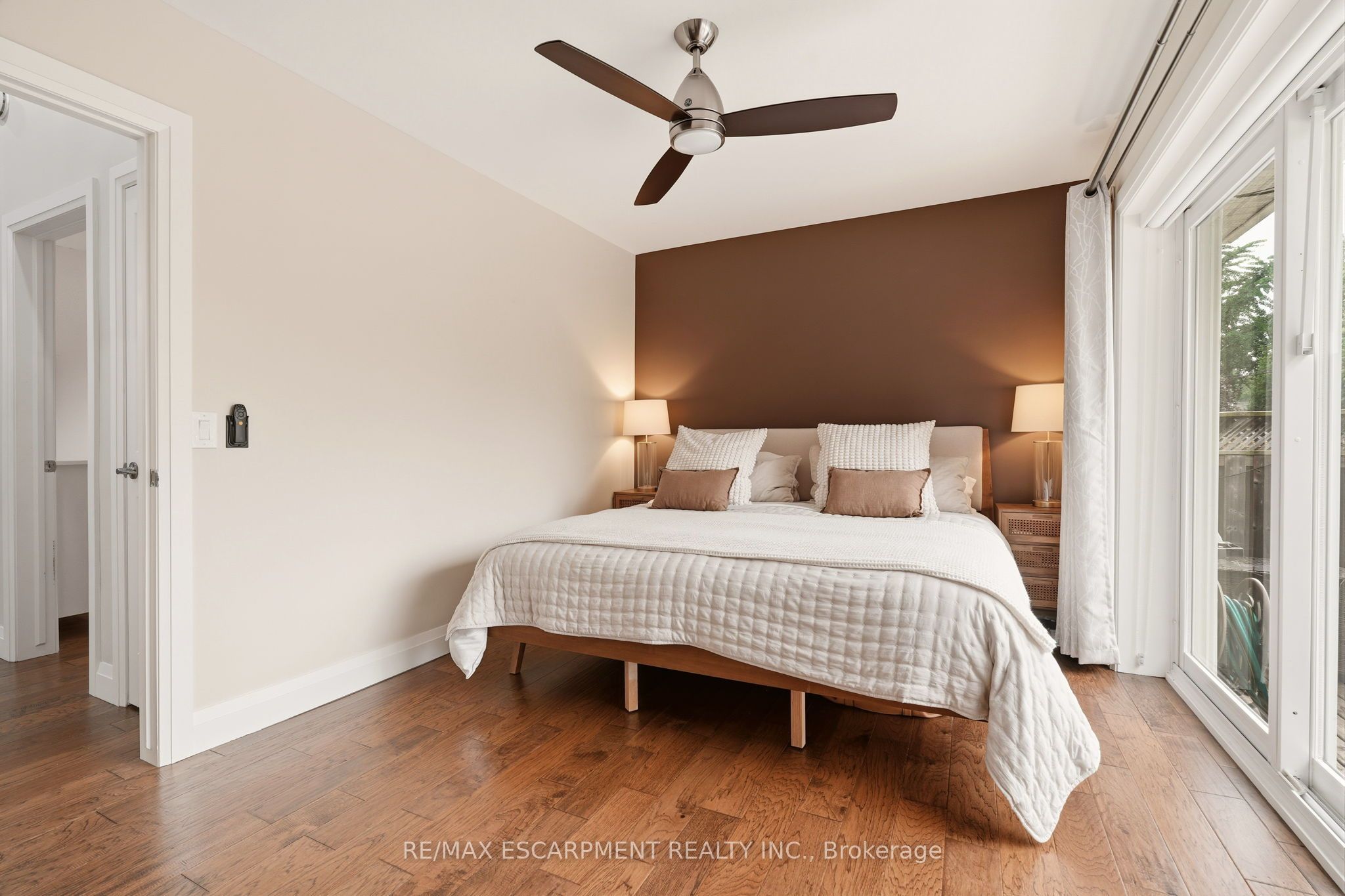 715 Drury Lane Property Photo 23