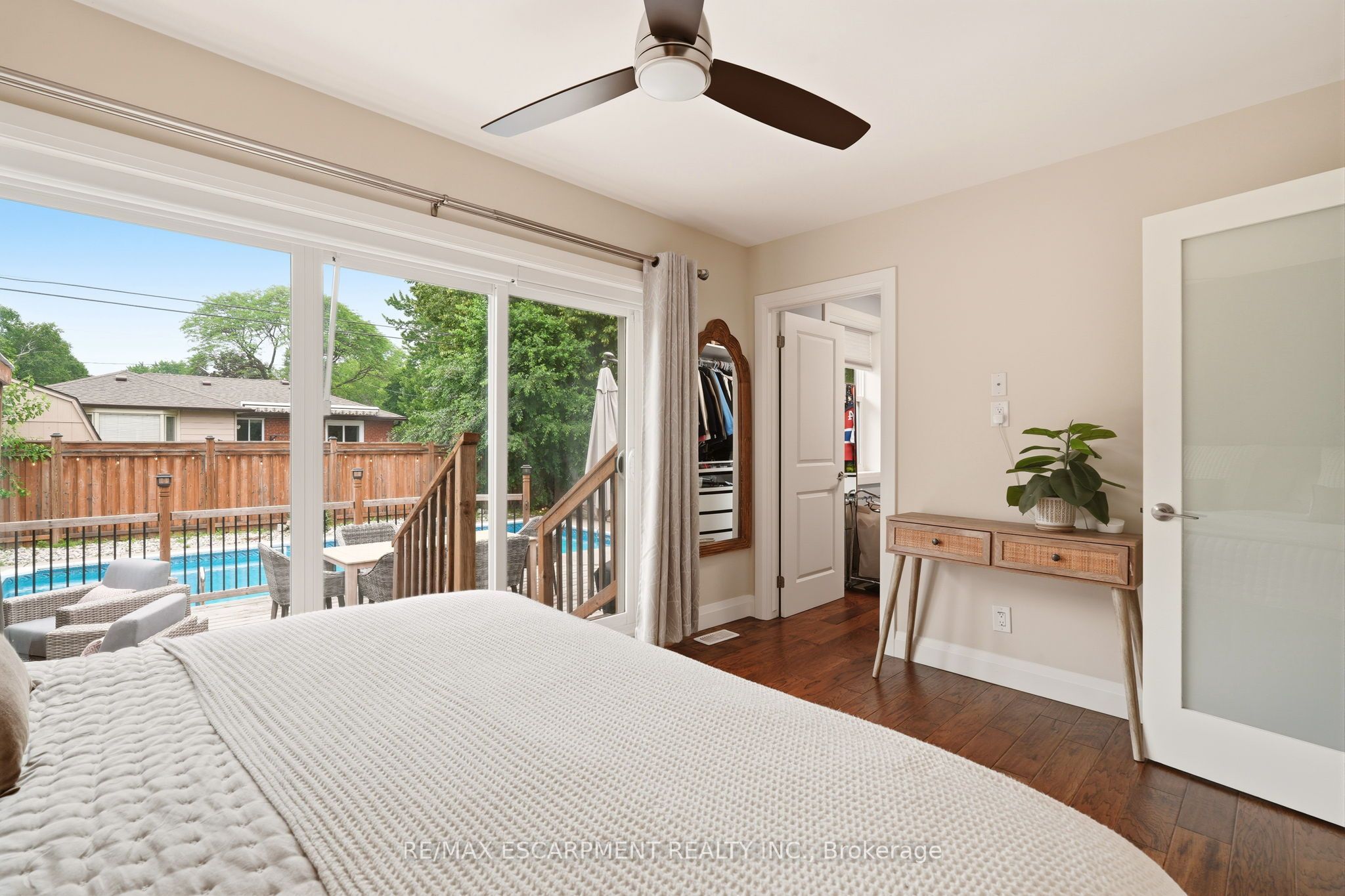 715 Drury Lane Property Photo 24