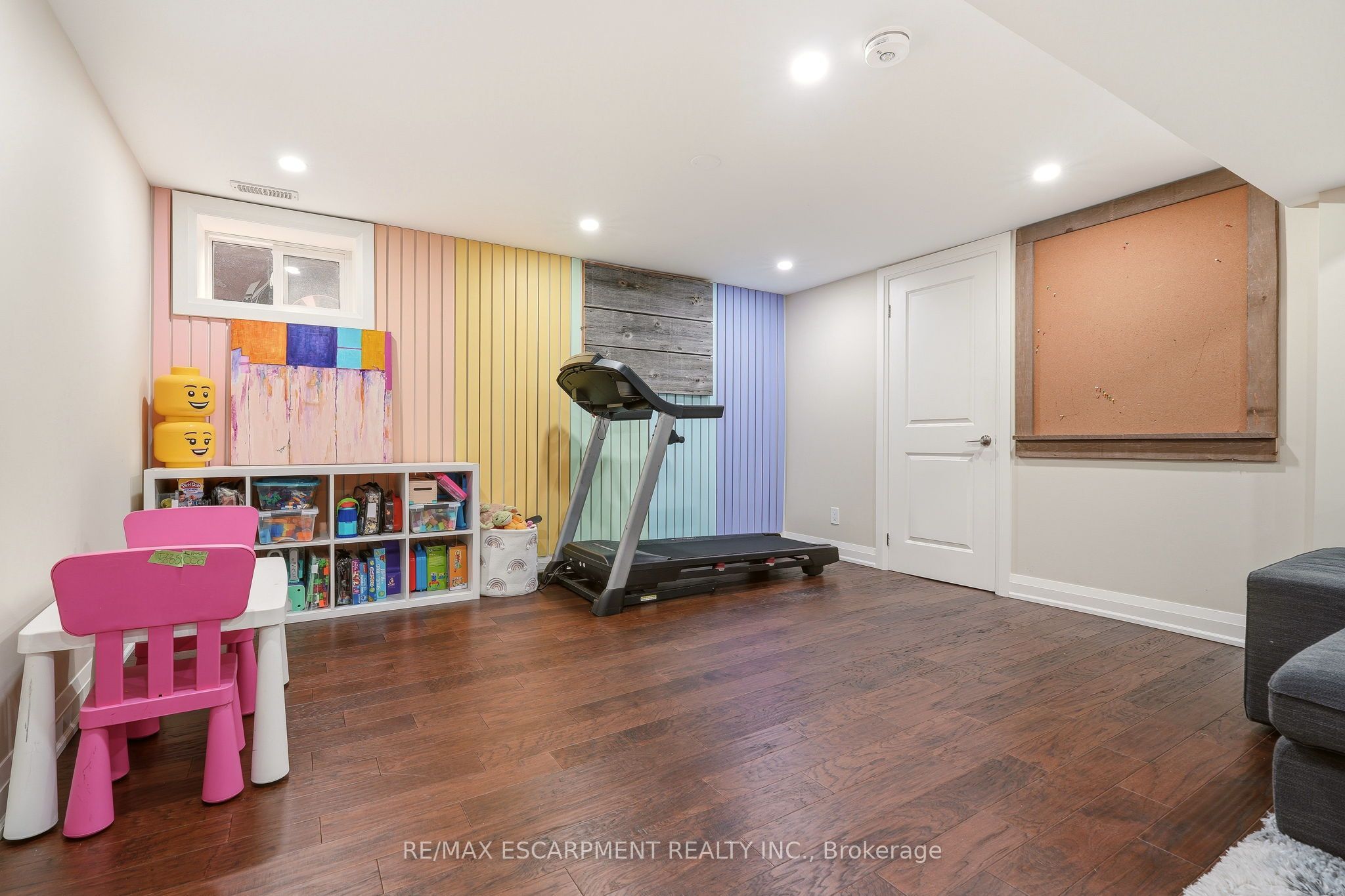 715 Drury Lane Property Photo 36