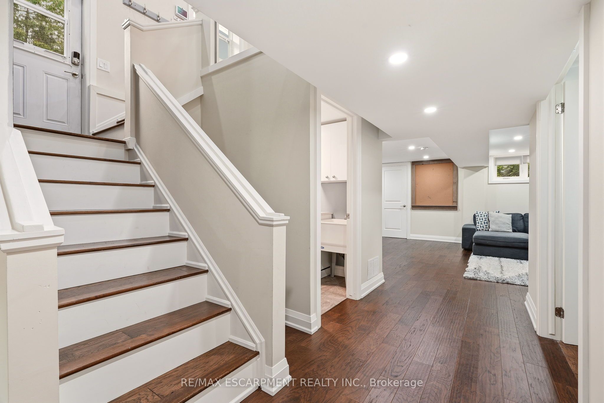 715 Drury Lane Property Photo 40