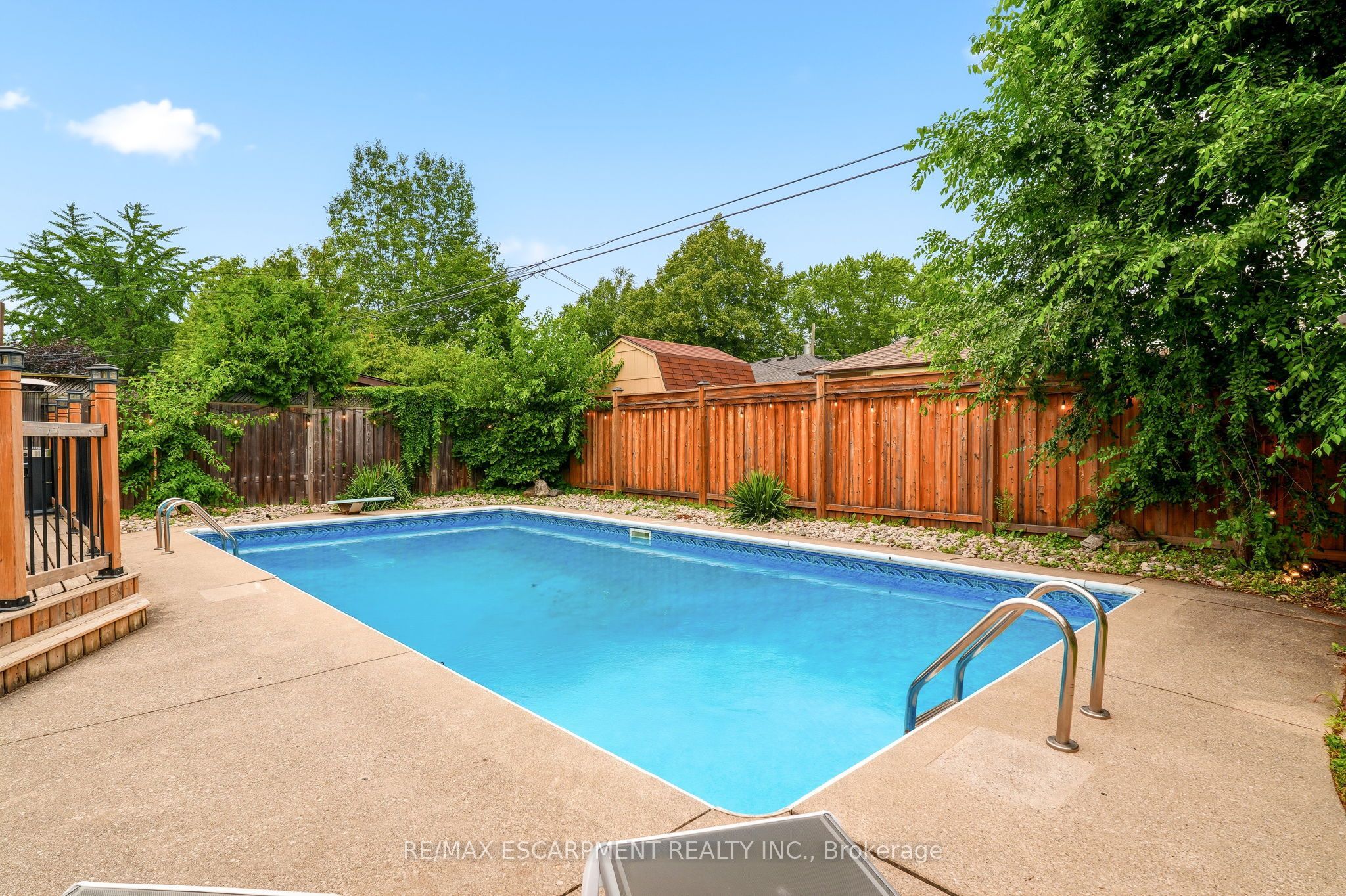 715 Drury Lane Property Photo 44