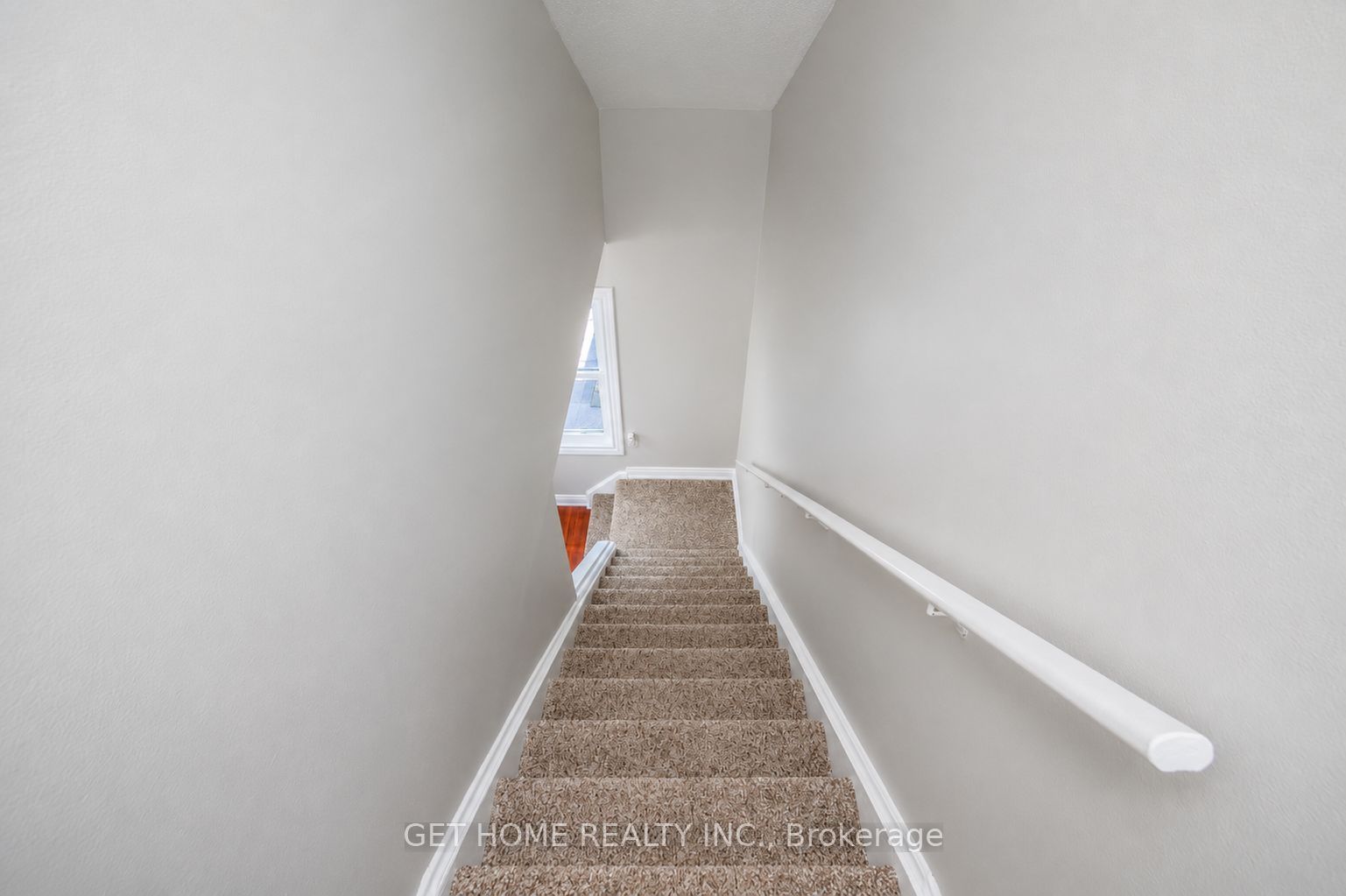 2185 Fairchild Boulevard #23 Property Photo 13