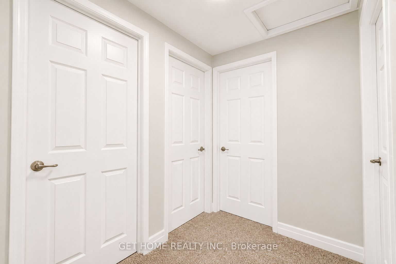 2185 Fairchild Boulevard #23 Property Photo 15