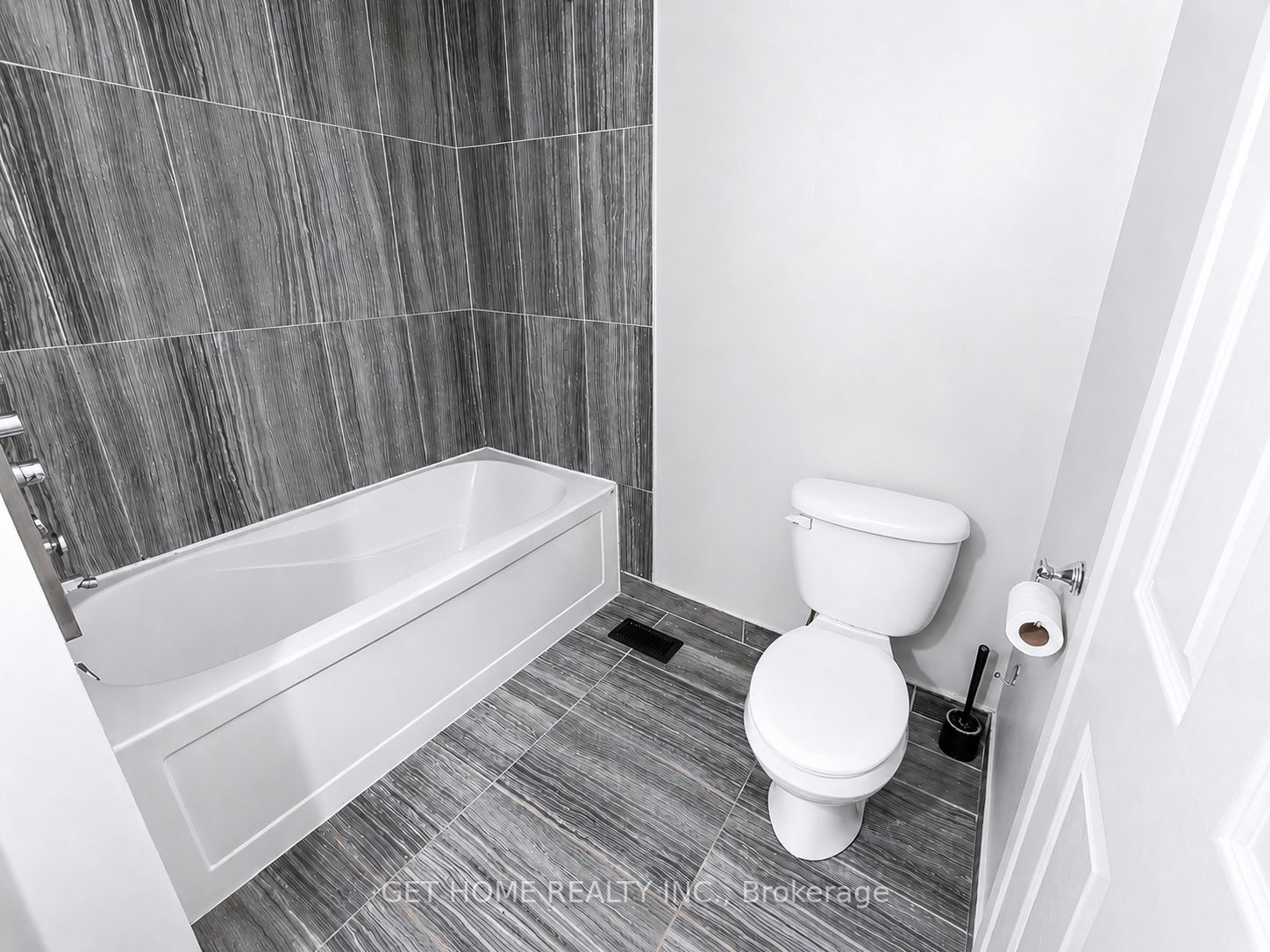 2185 Fairchild Boulevard #23 Property Photo 21