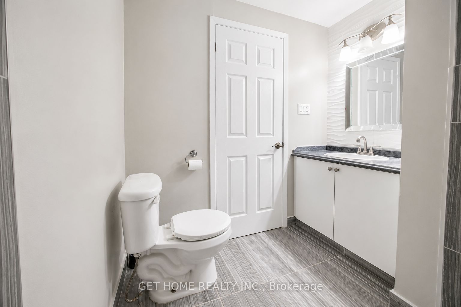 2185 Fairchild Boulevard #23 Property Photo 22