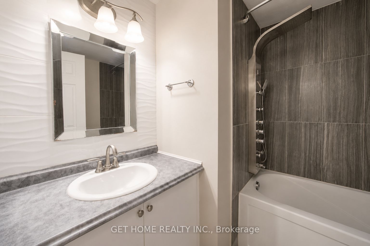 2185 Fairchild Boulevard #23 Property Photo 23