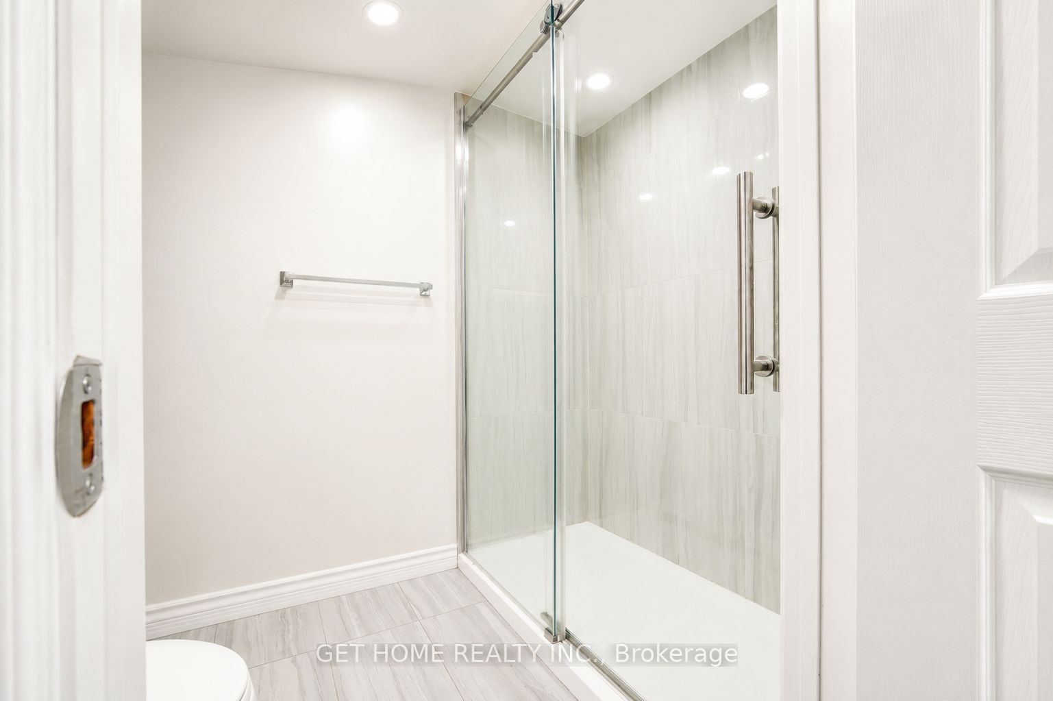 2185 Fairchild Boulevard #23 Property Photo 29