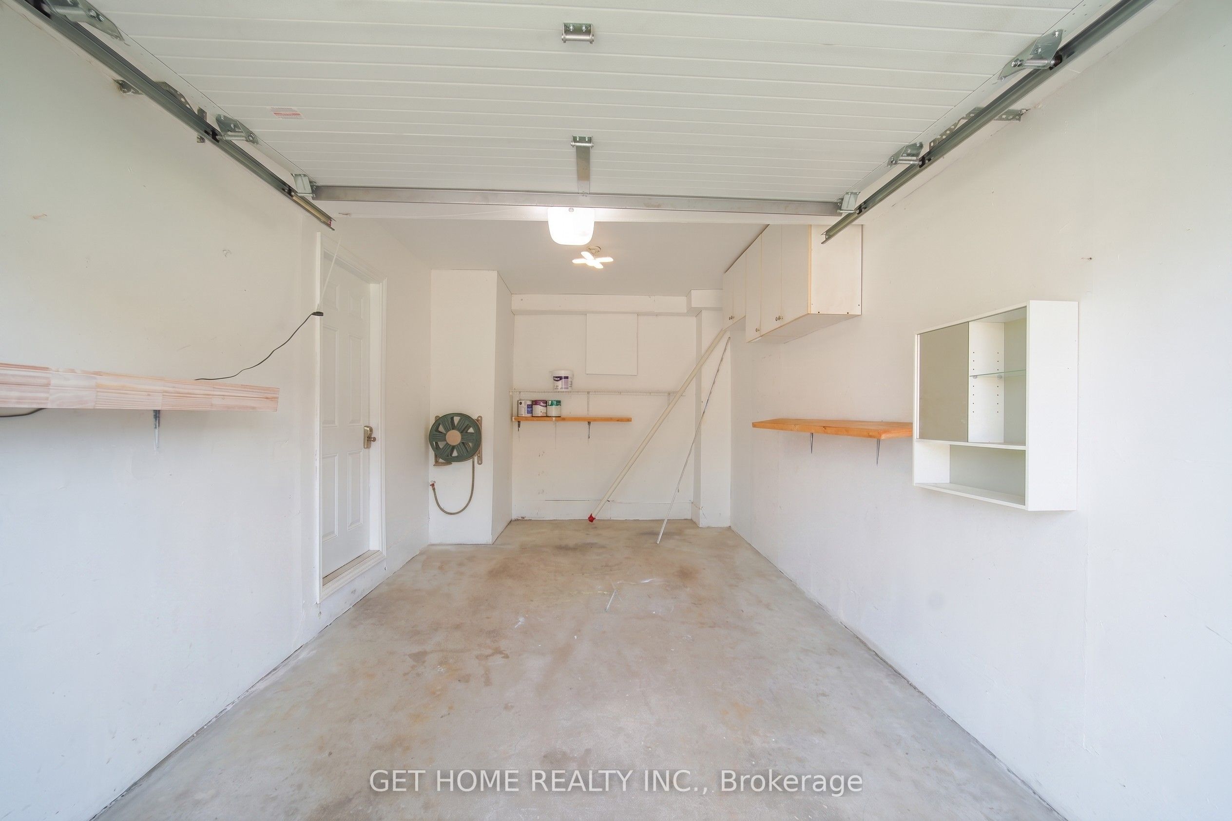 2185 Fairchild Boulevard #23 Property Photo 37