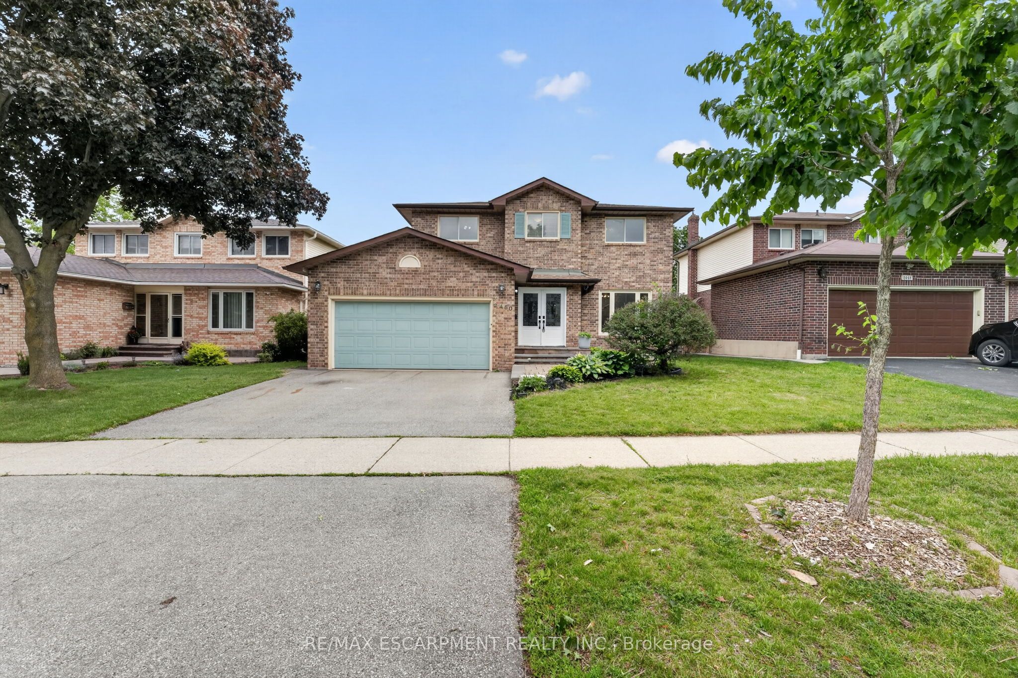 2450 Overton Drive Property Photo 3