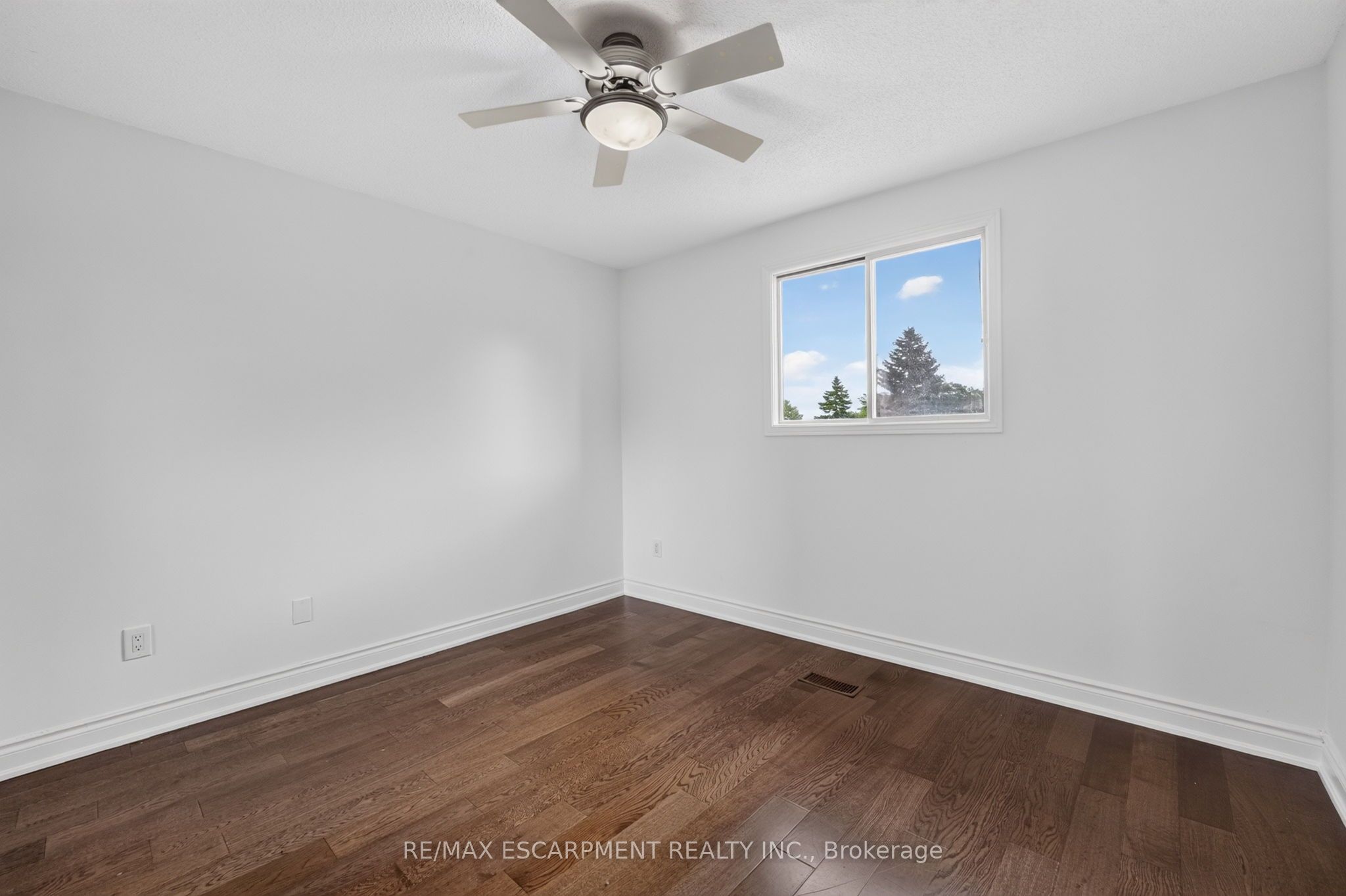 2450 Overton Drive Property Photo 29