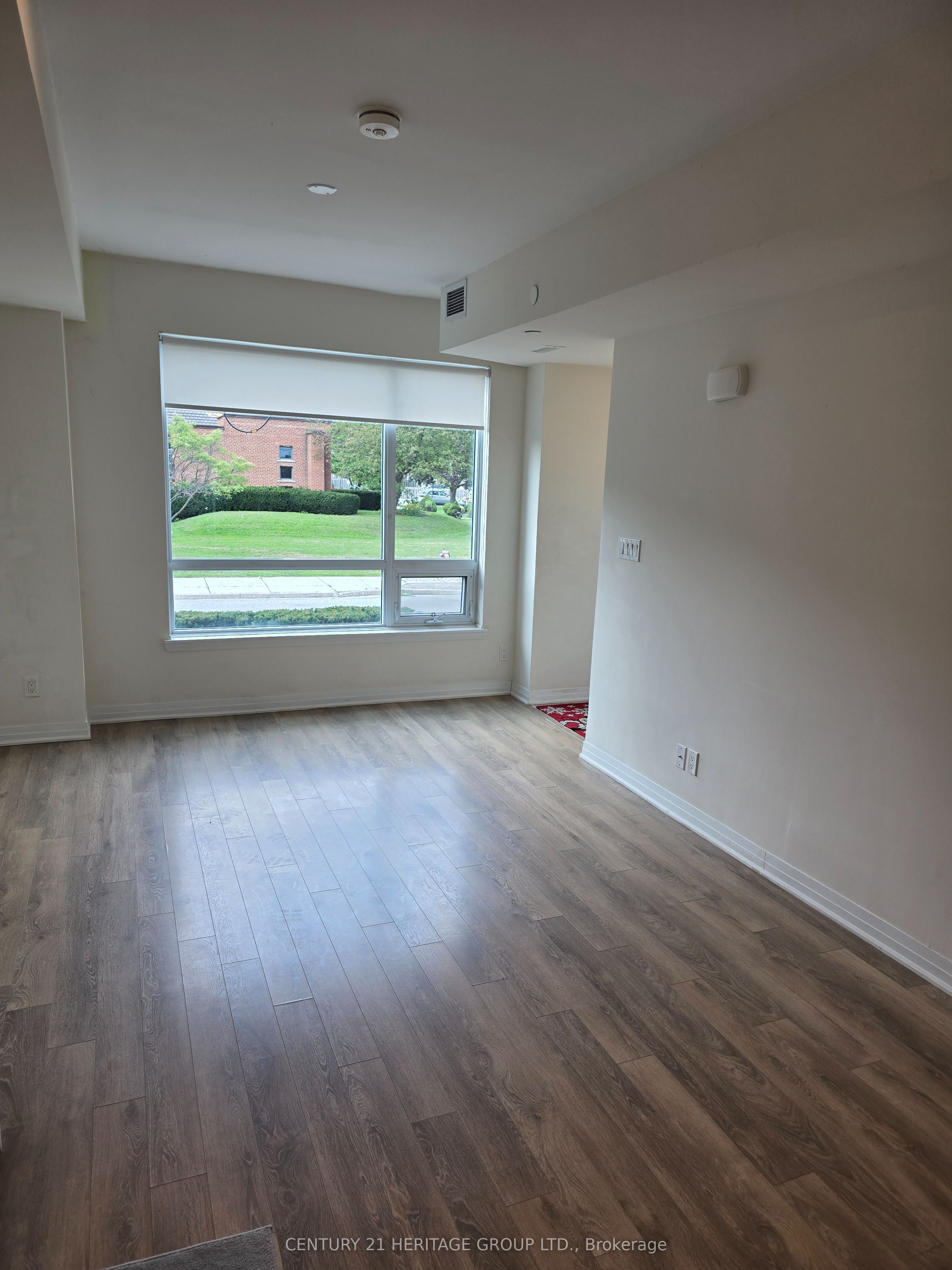 680 Atwater Avenue 22 Property Photo 8