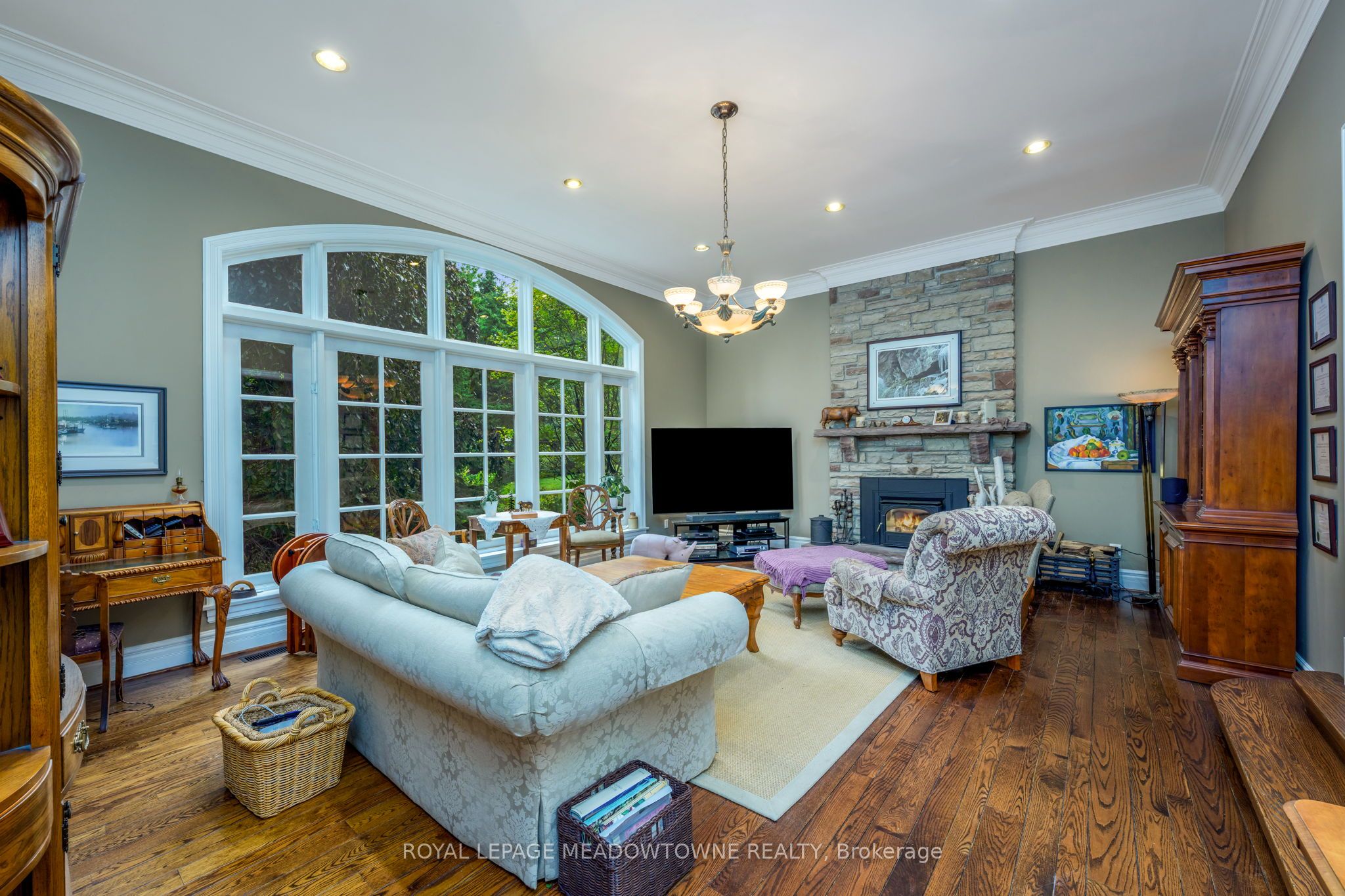 2097 Grange Side Road Property Photo 7