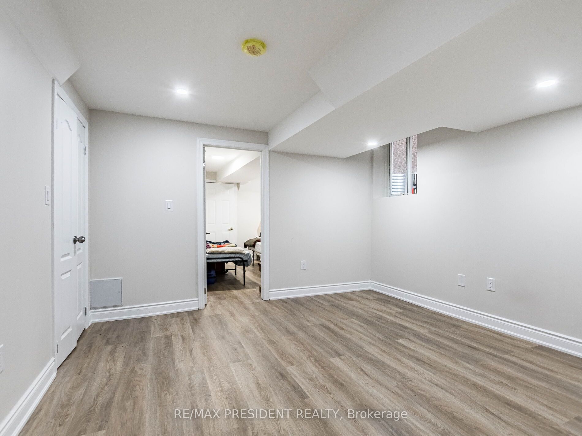 8 River Heights Drive Property Photo 35