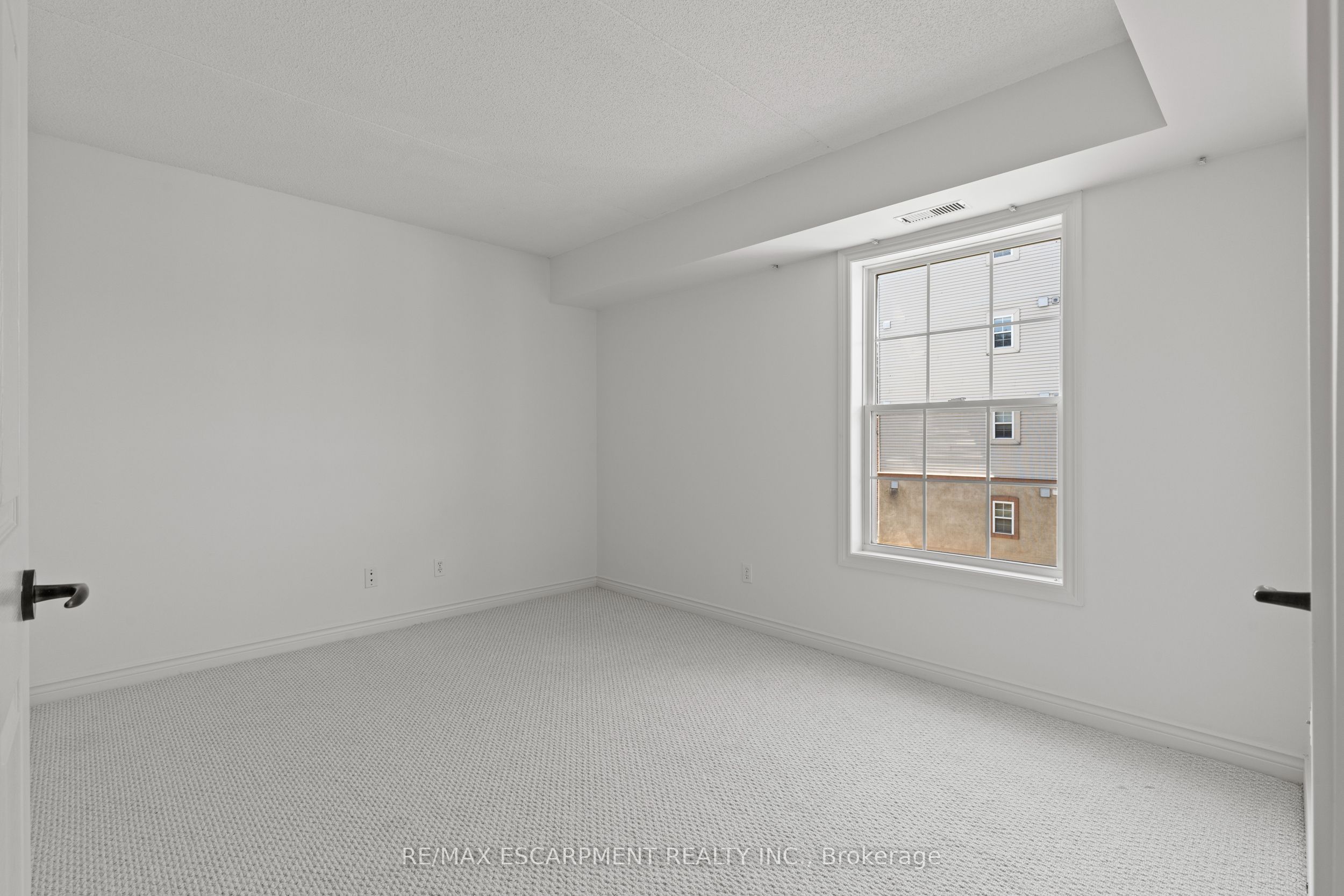 4005 Kilmer Drive 202 Property Photo 12