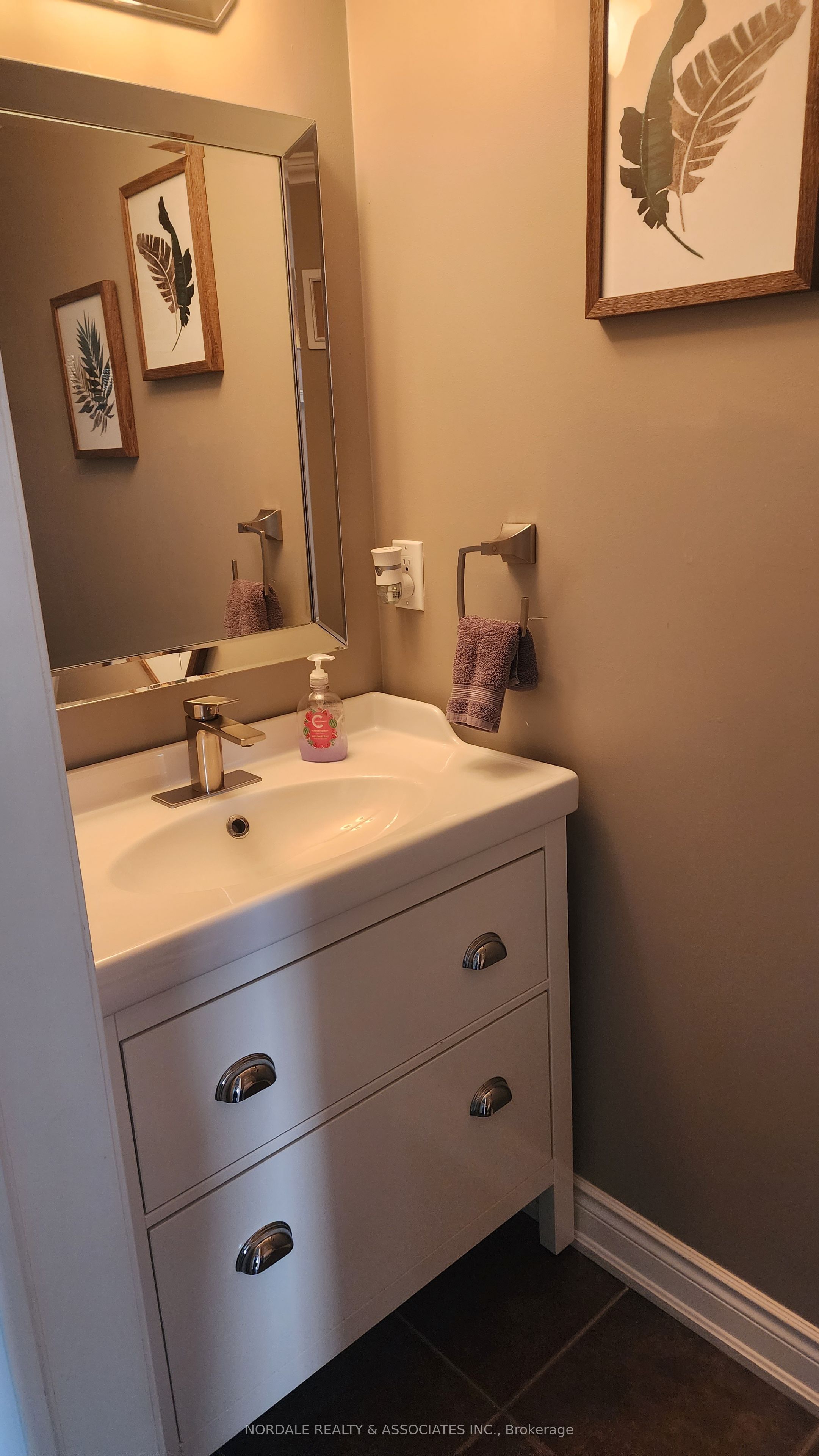 2381 Coho Way Property Photo 4