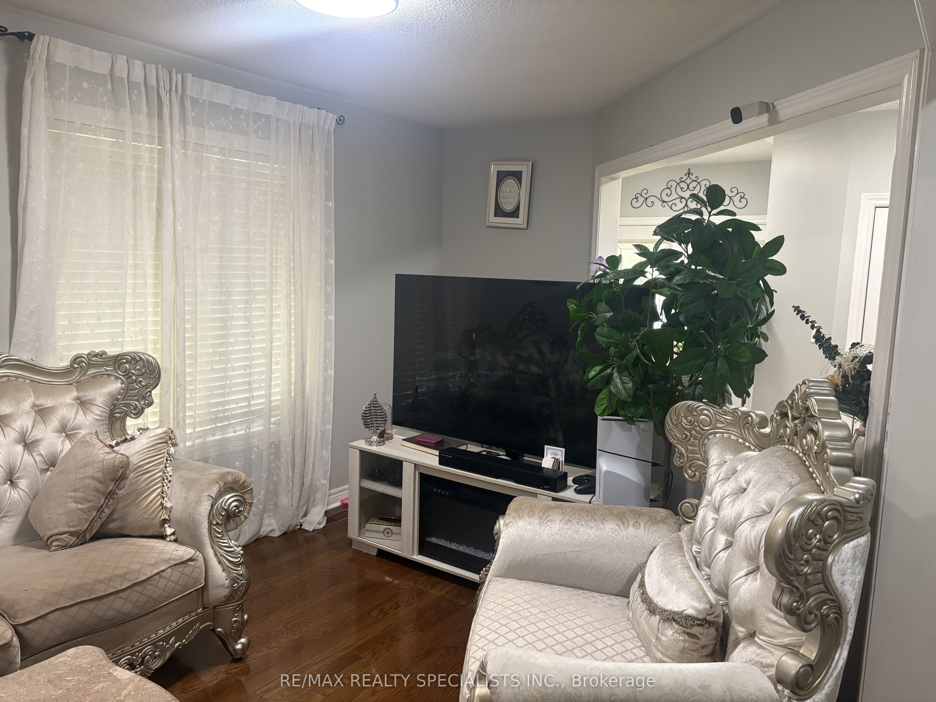 3137 Bentley Drive Property Photo 6