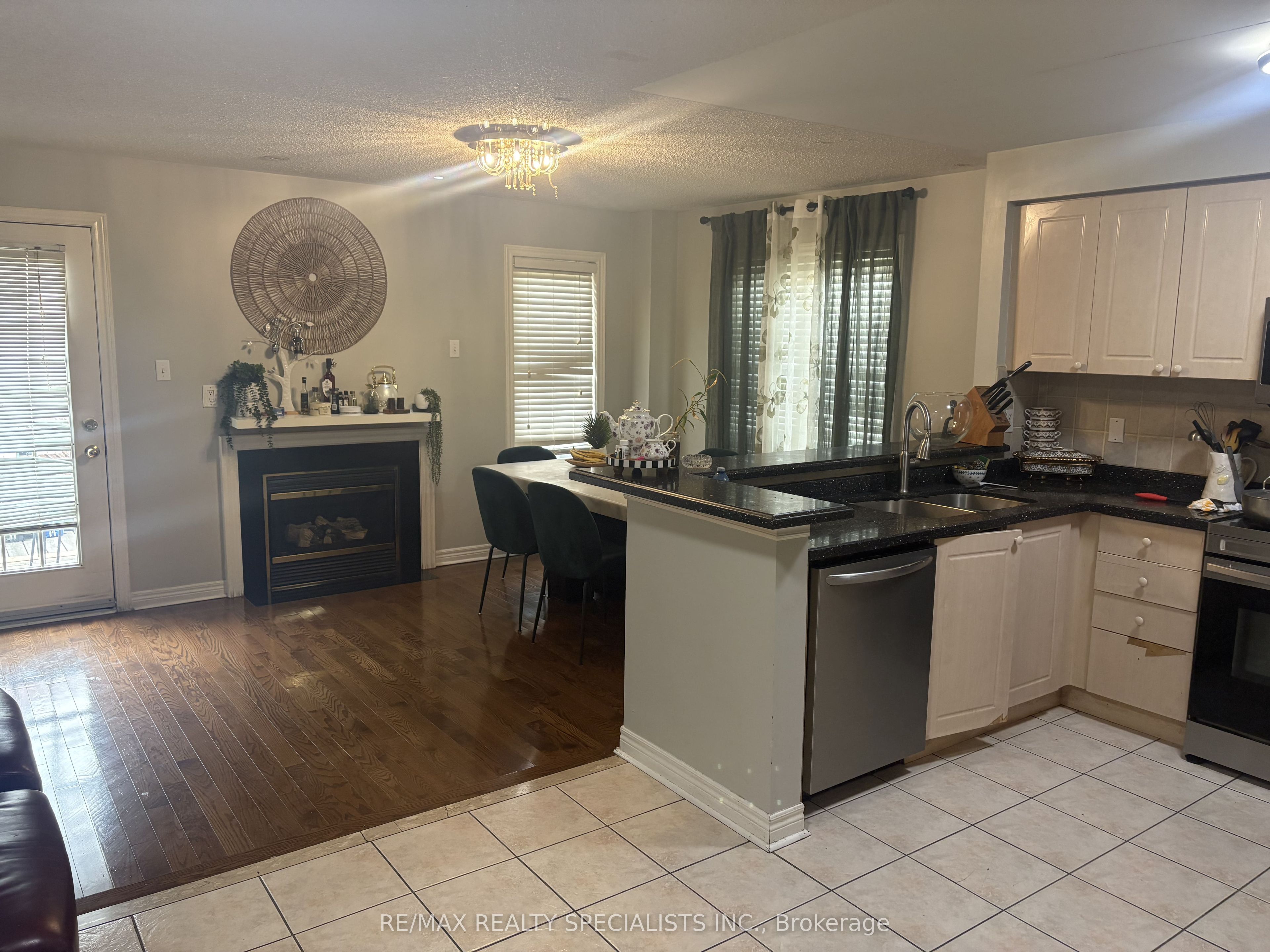 3137 Bentley Drive Property Photo 13