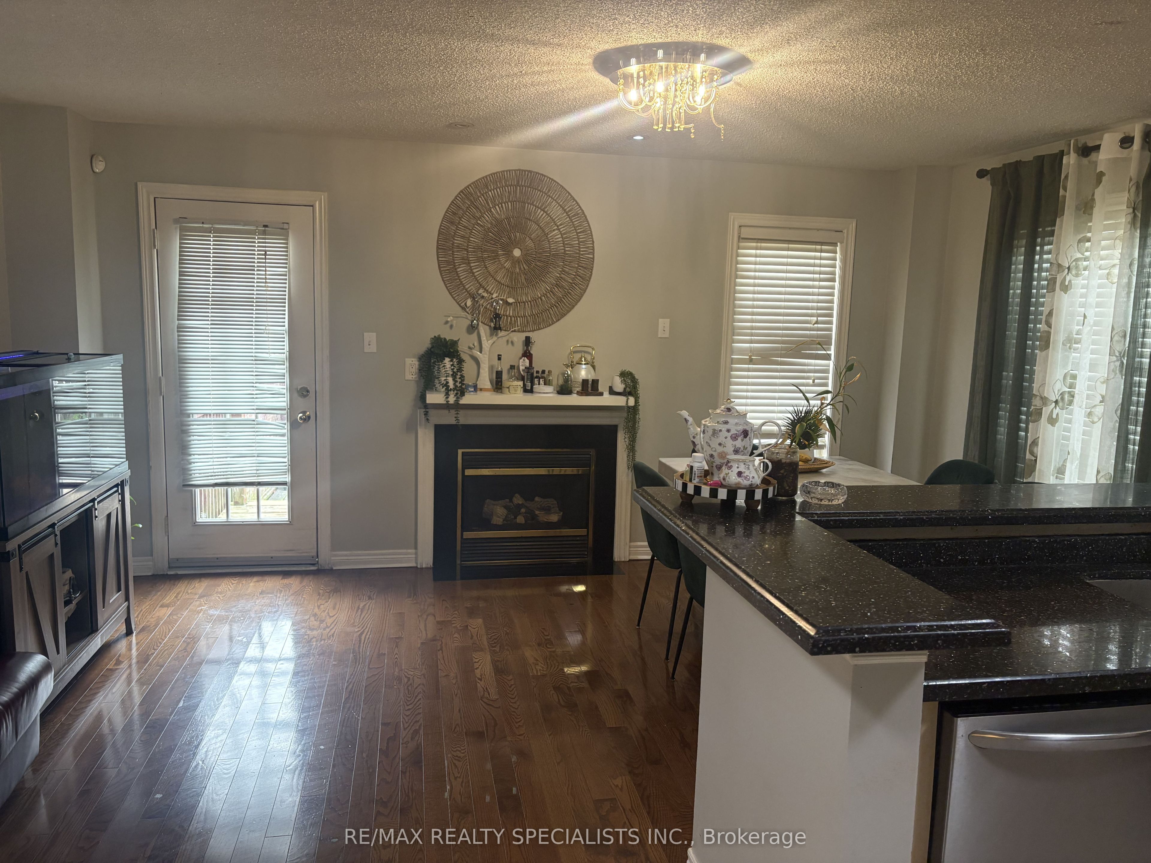 3137 Bentley Drive Property Photo 20