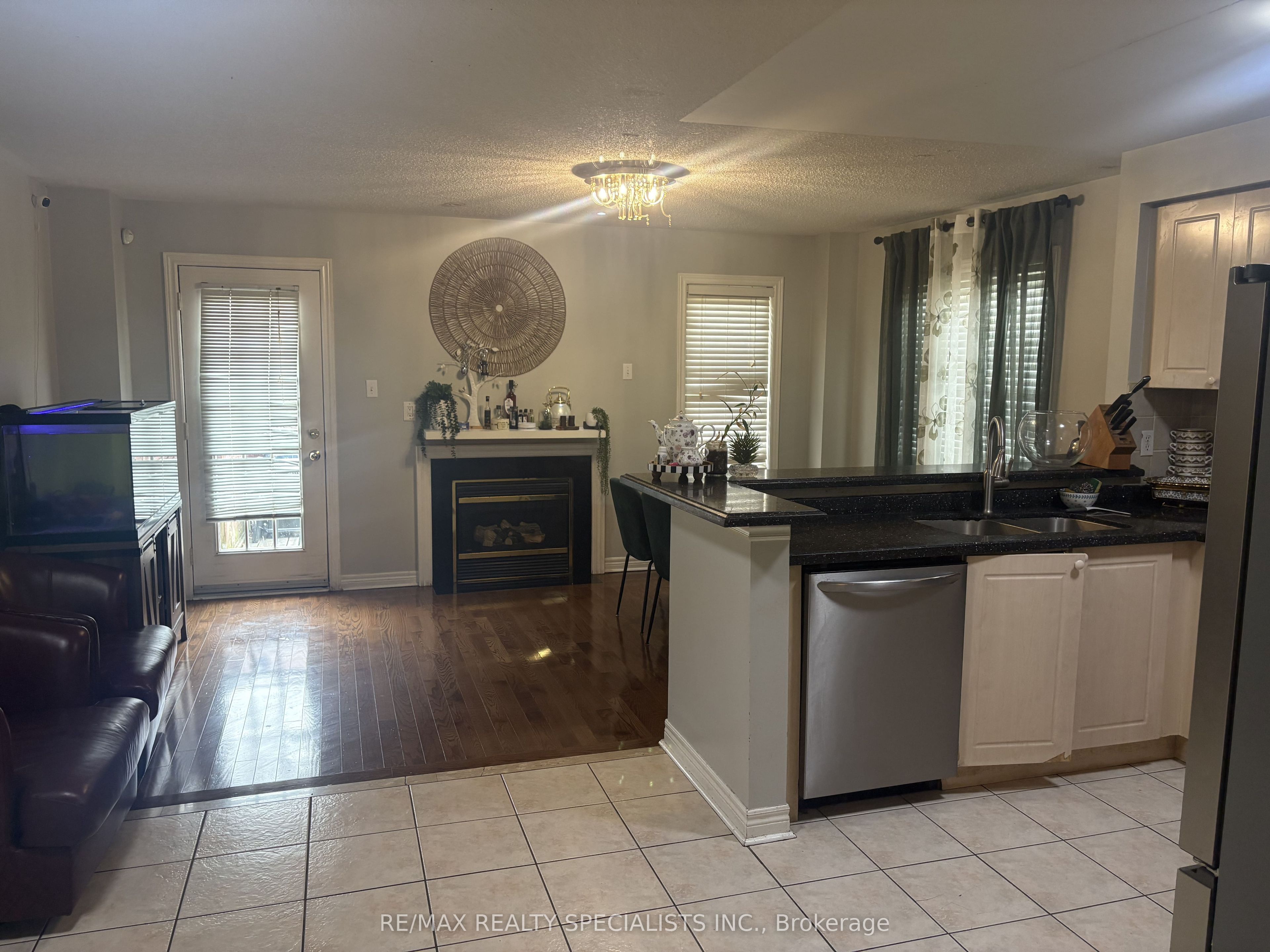 3137 Bentley Drive Property Photo 21