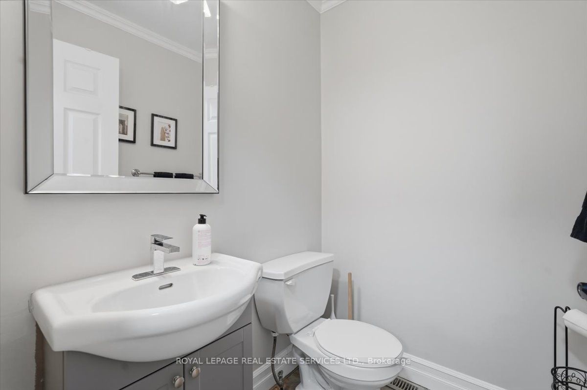 5185 Bunton Crescent Property Photo 8