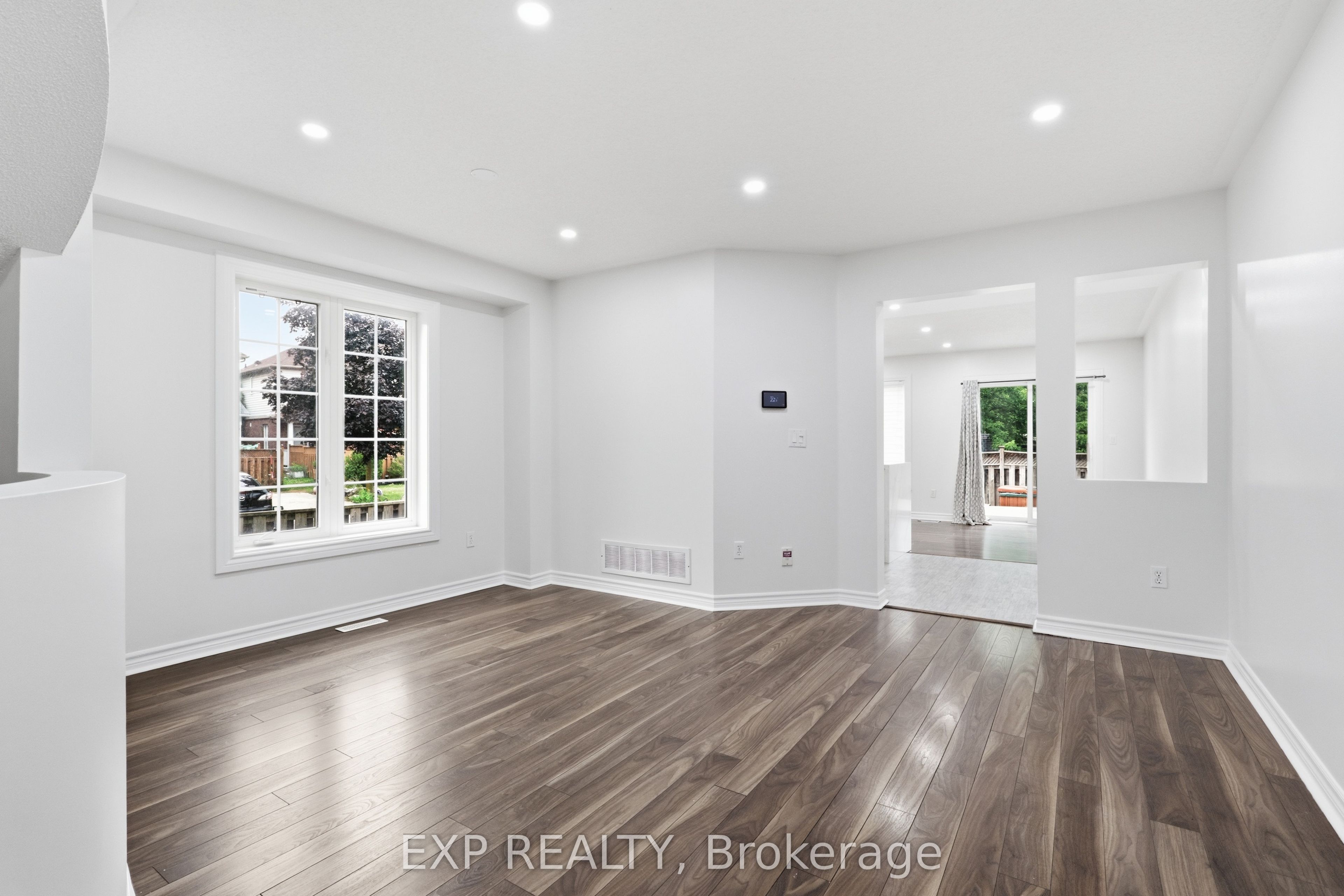 1015 Borden Lane Property Photo 7