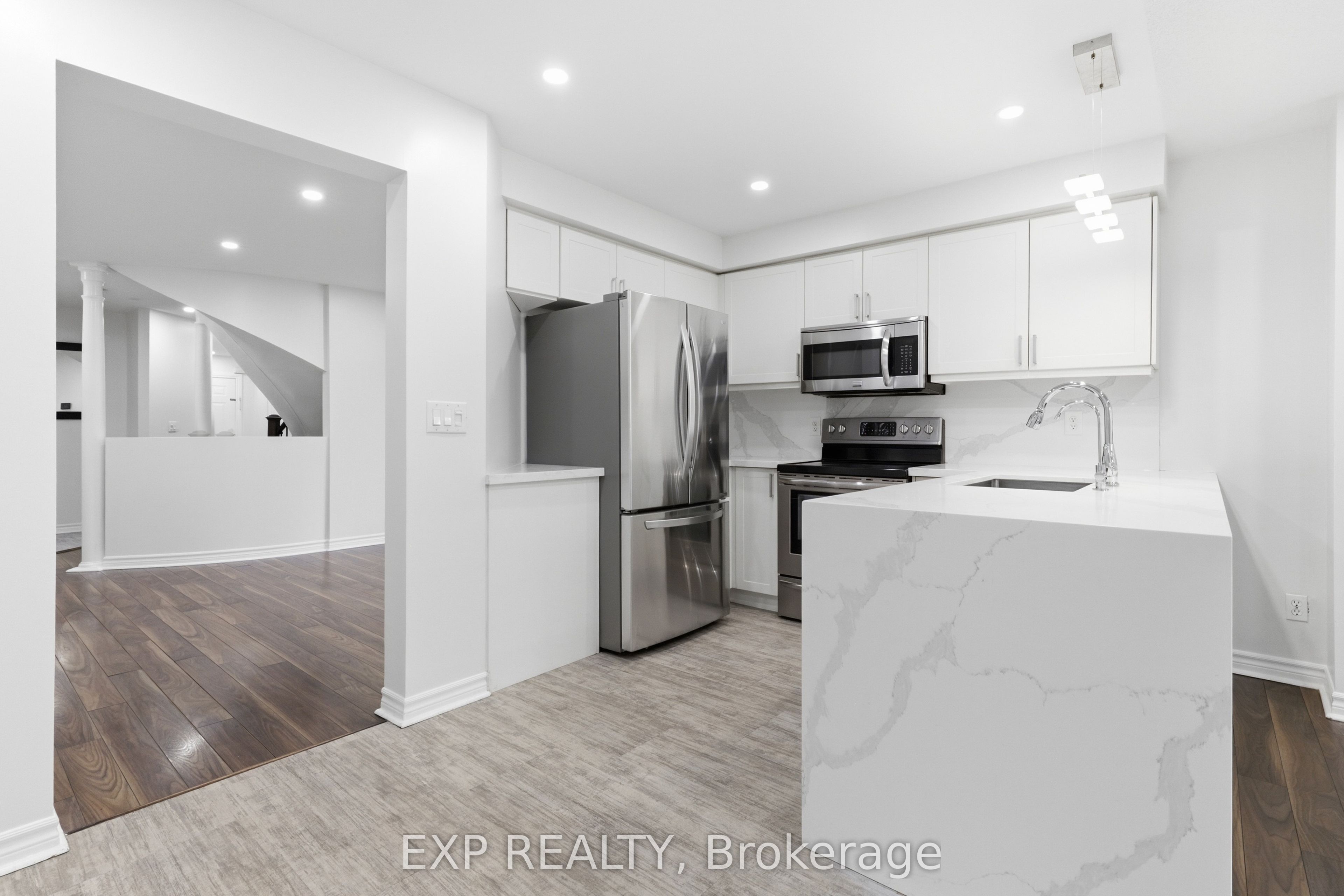 1015 Borden Lane Property Photo 10