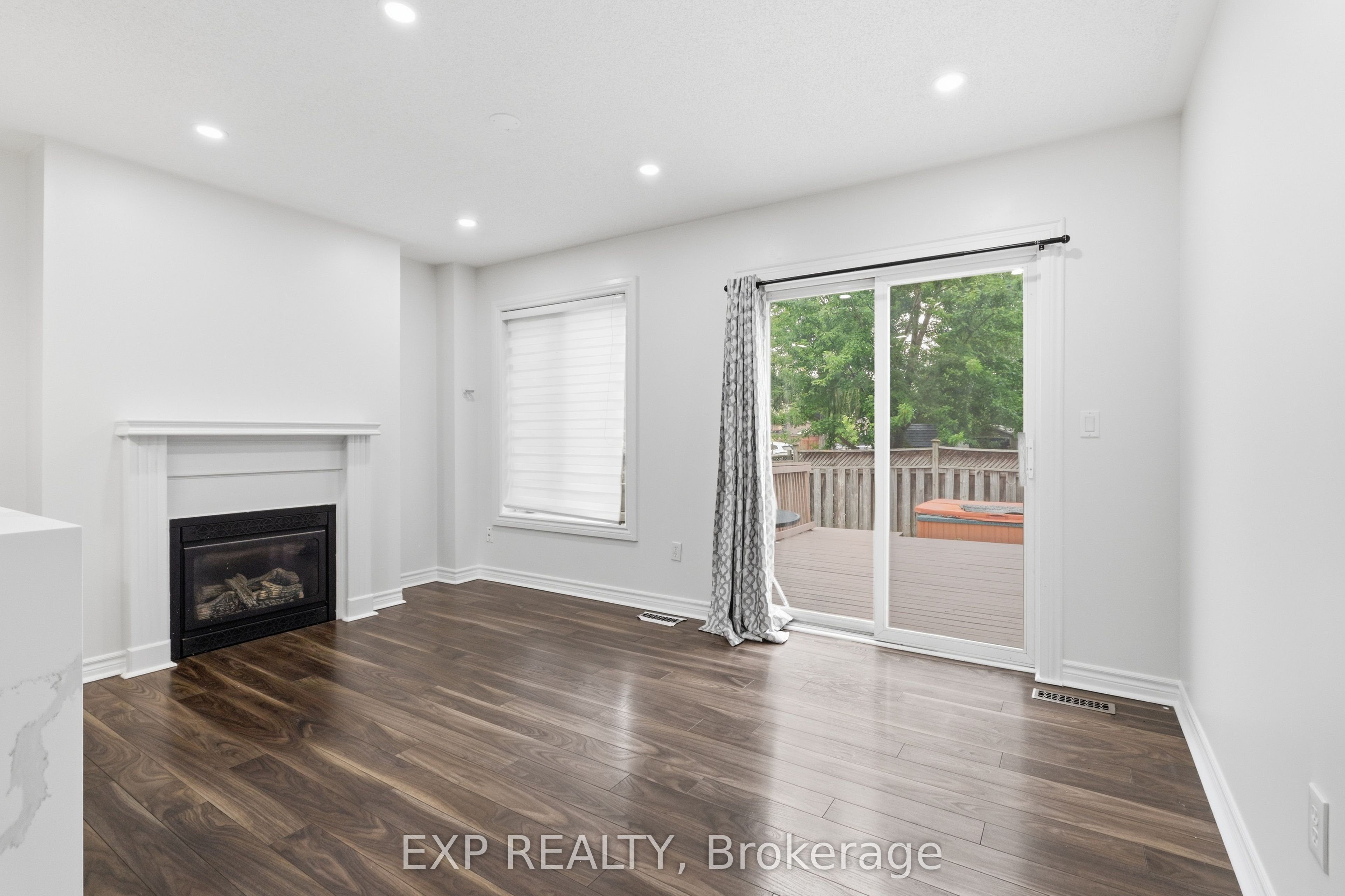 1015 Borden Lane Property Photo 14