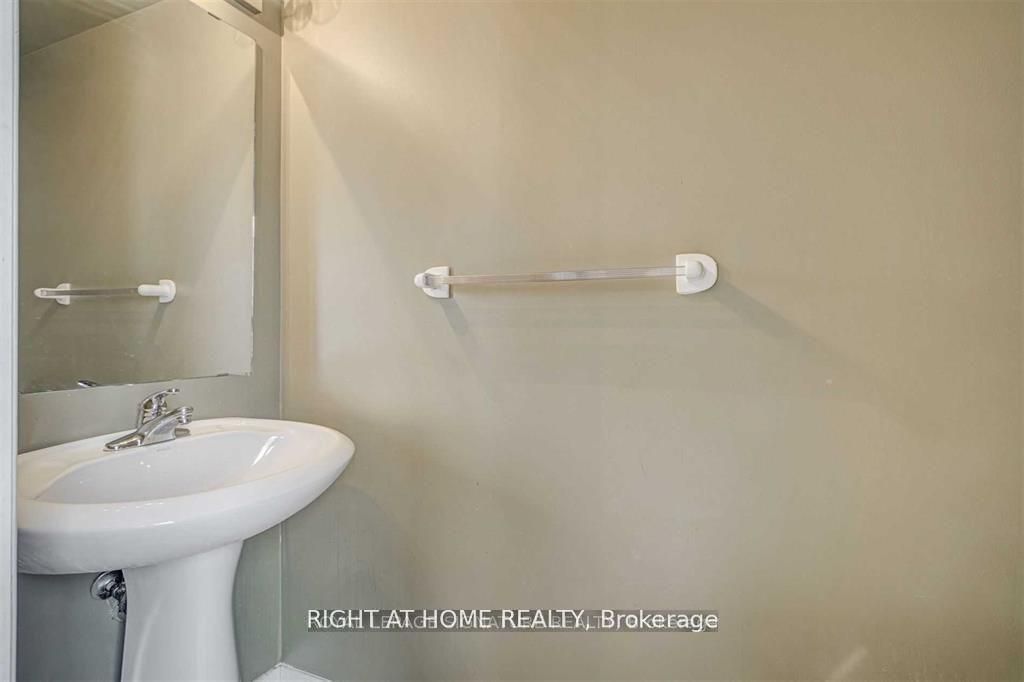 4869 Half Moon Grove 27 Property Photo 13
