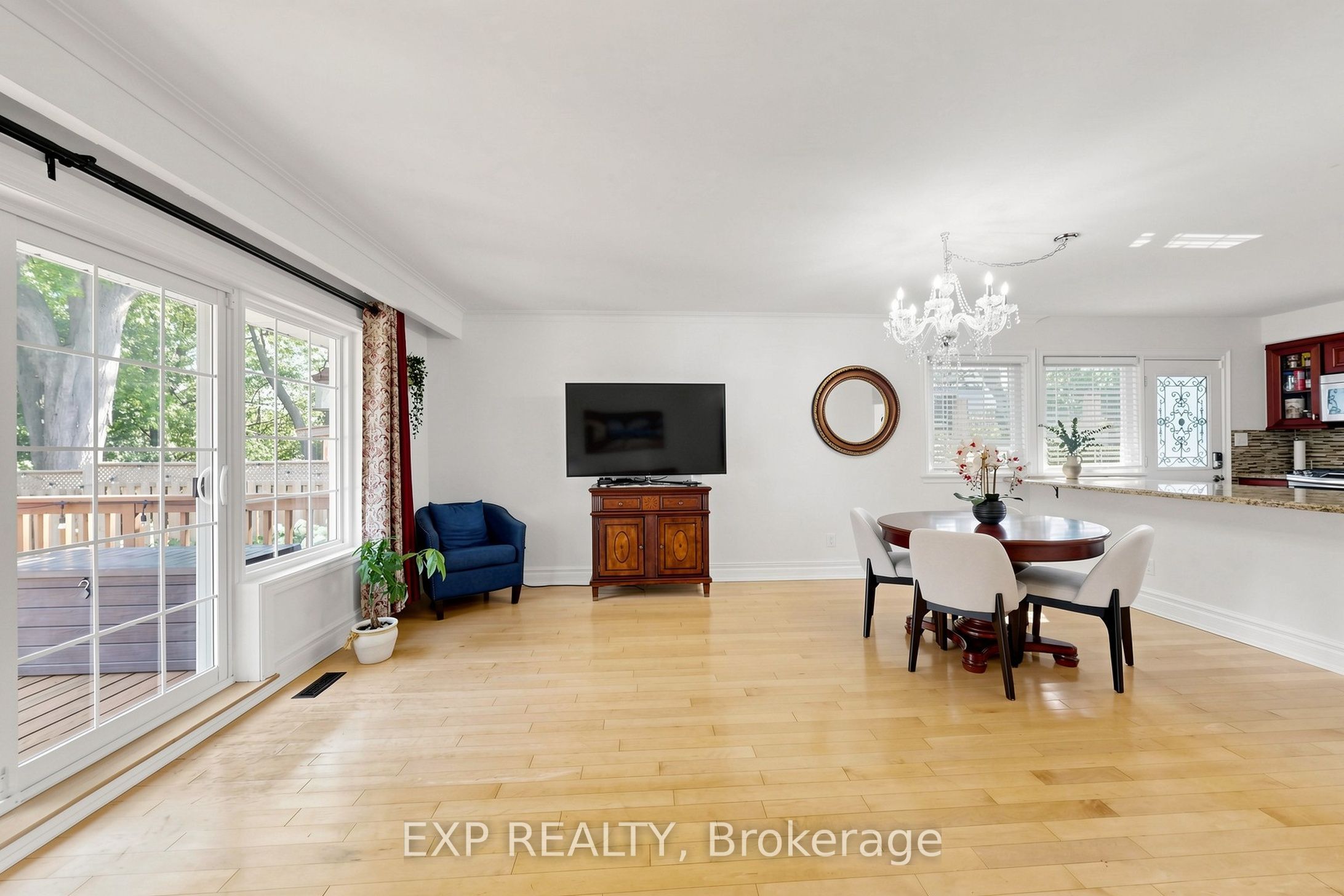 77 Letchworth Crescent Property Photo 7