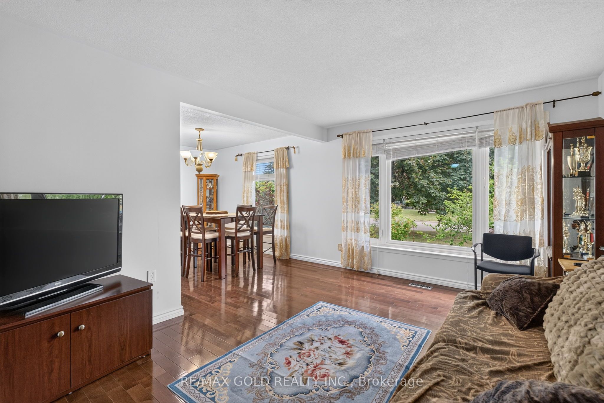 32 Dunblaine Crescent Property Photo 9