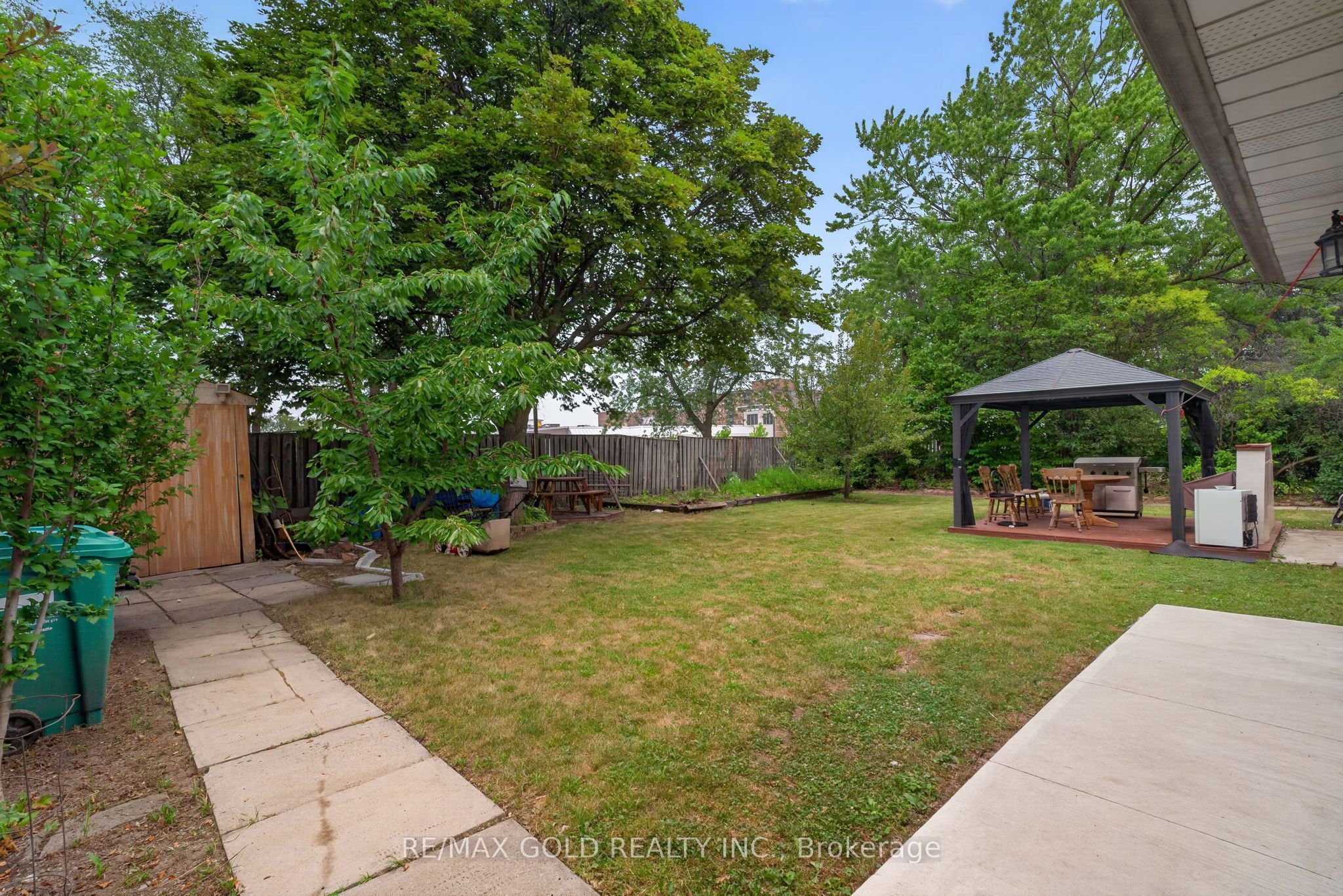 32 Dunblaine Crescent Property Photo 37