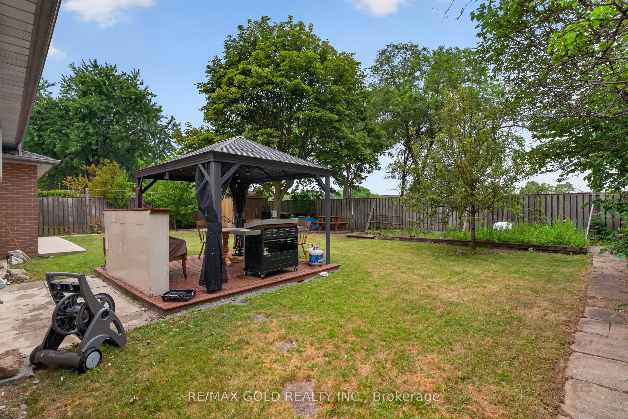 32 Dunblaine Crescent Property Photo 42