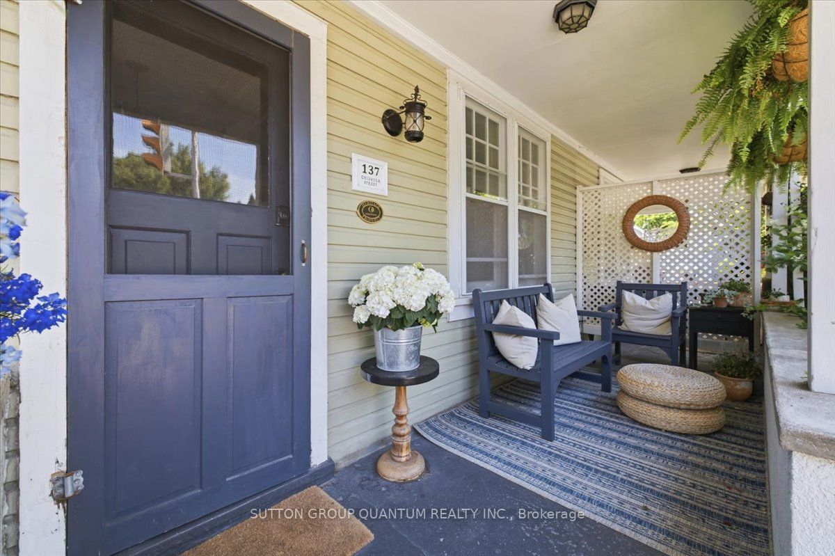 137 Chisholm Street Property Photo 5