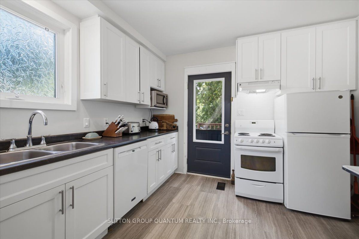 137 Chisholm Street Property Photo 19