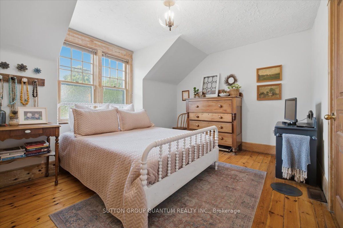 137 Chisholm Street Property Photo 24
