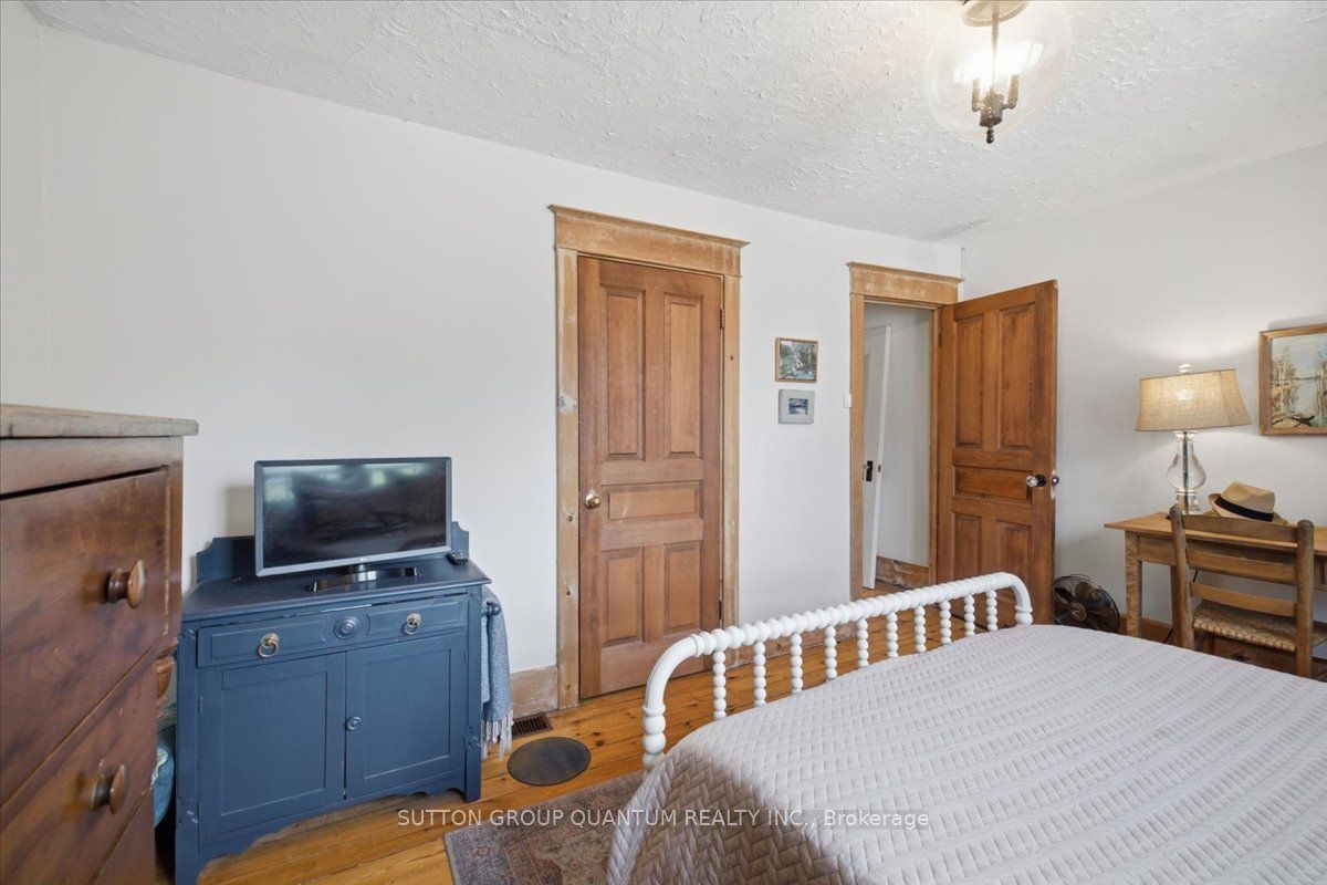 137 Chisholm Street Property Photo 27