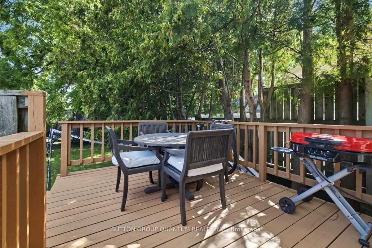 137 Chisholm Street Property Photo 39