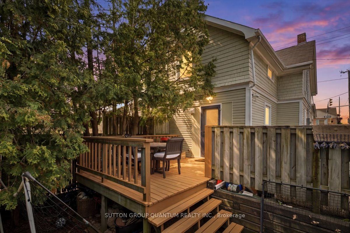 137 Chisholm Street Property Photo 41