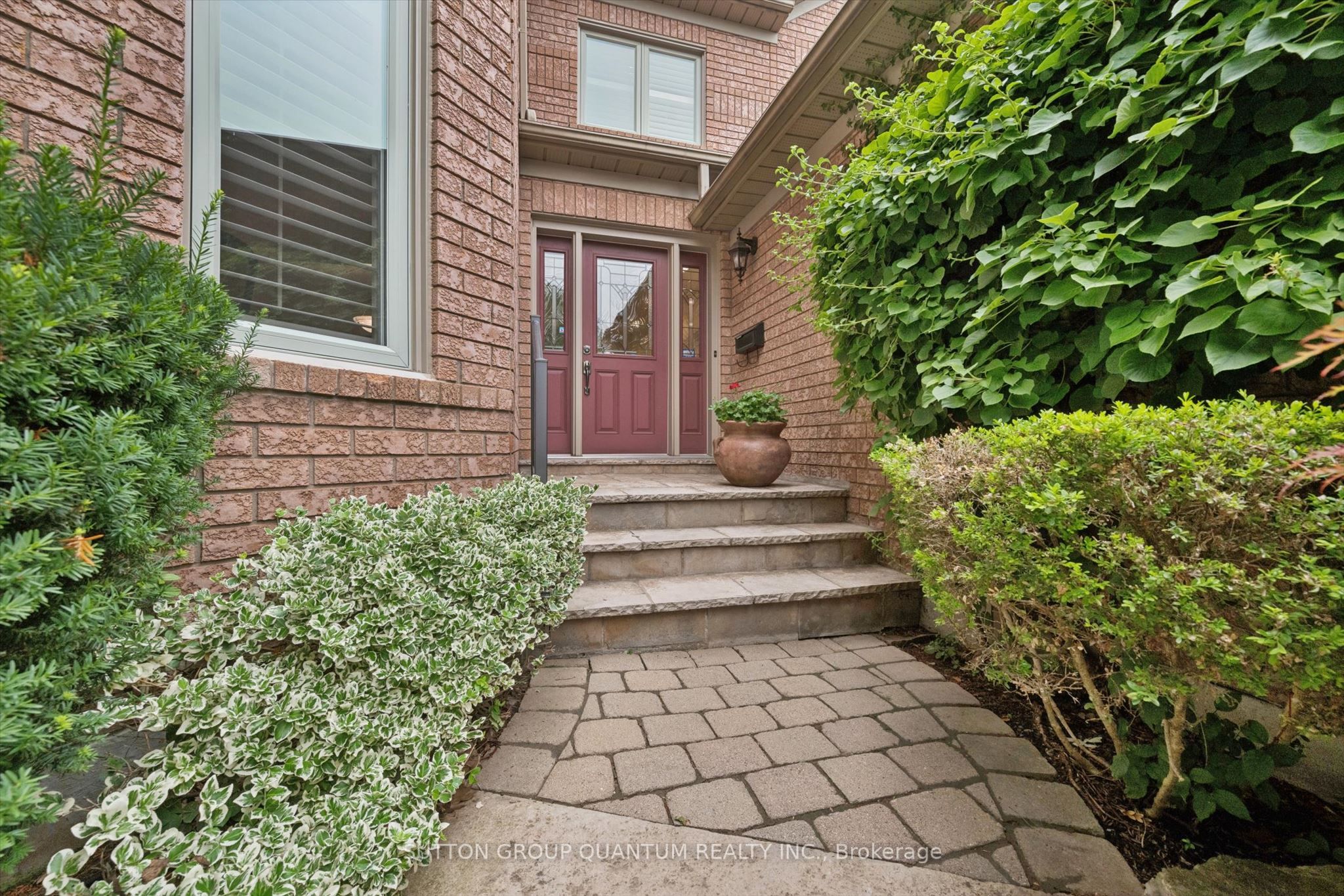 1641 Glenvista Drive Property Photo 4