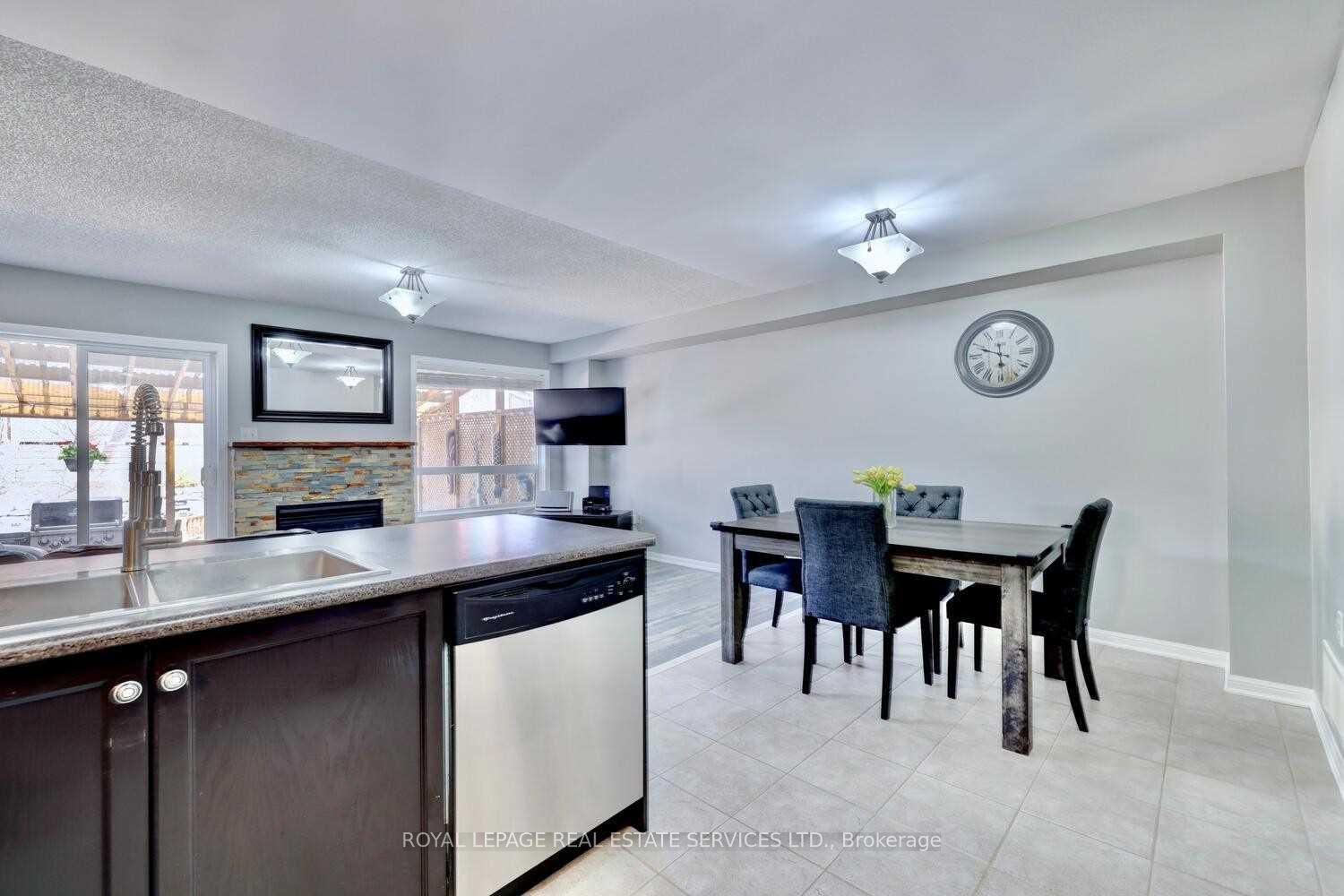 1148 Bonin Crescent Property Photo 7