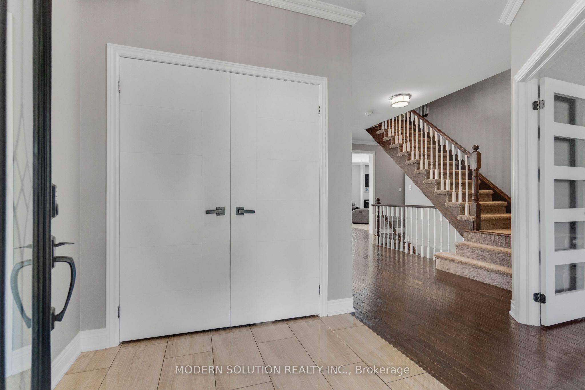54 Somerville Road Property Photo 7