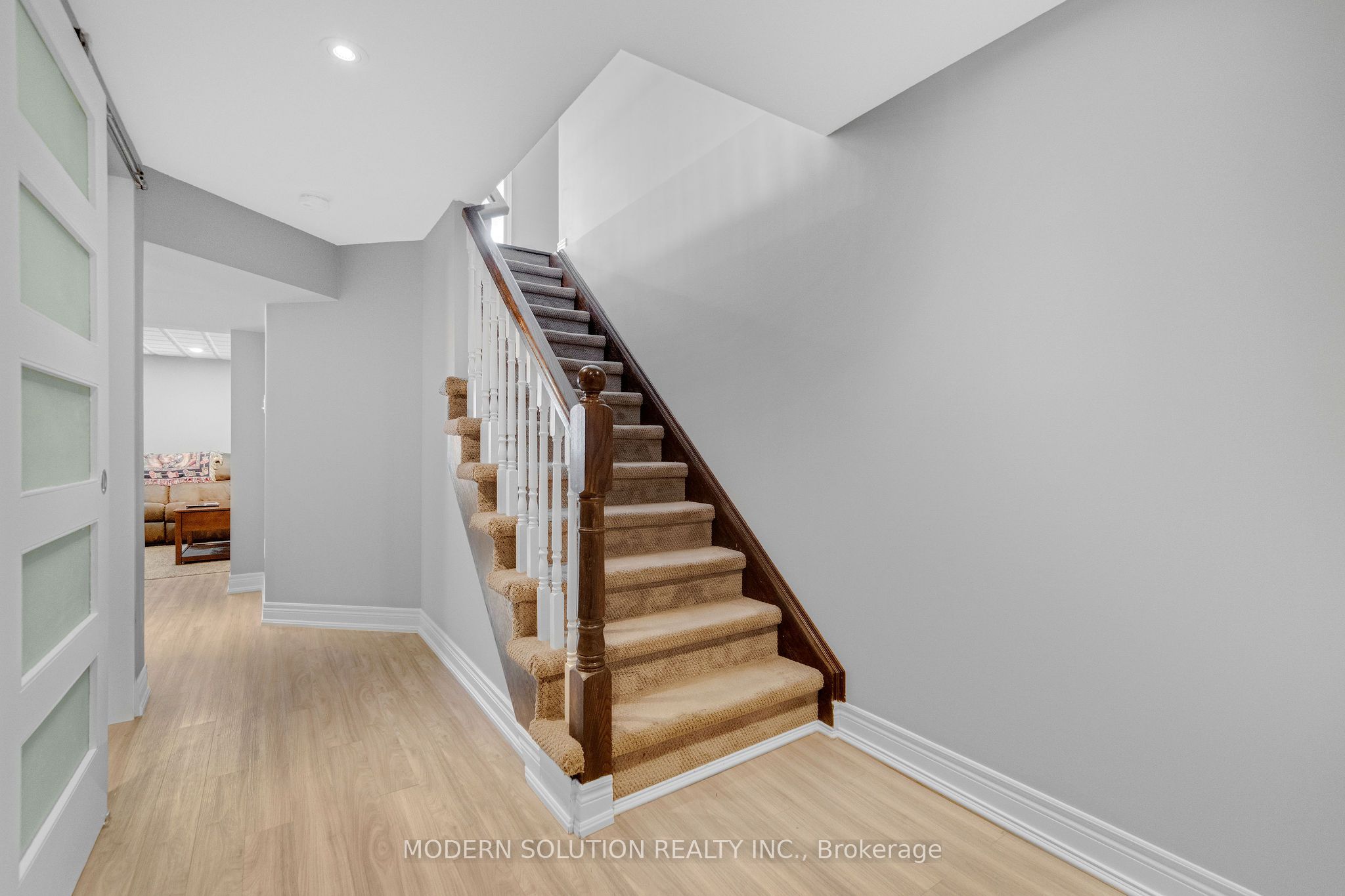 54 Somerville Road Property Photo 32