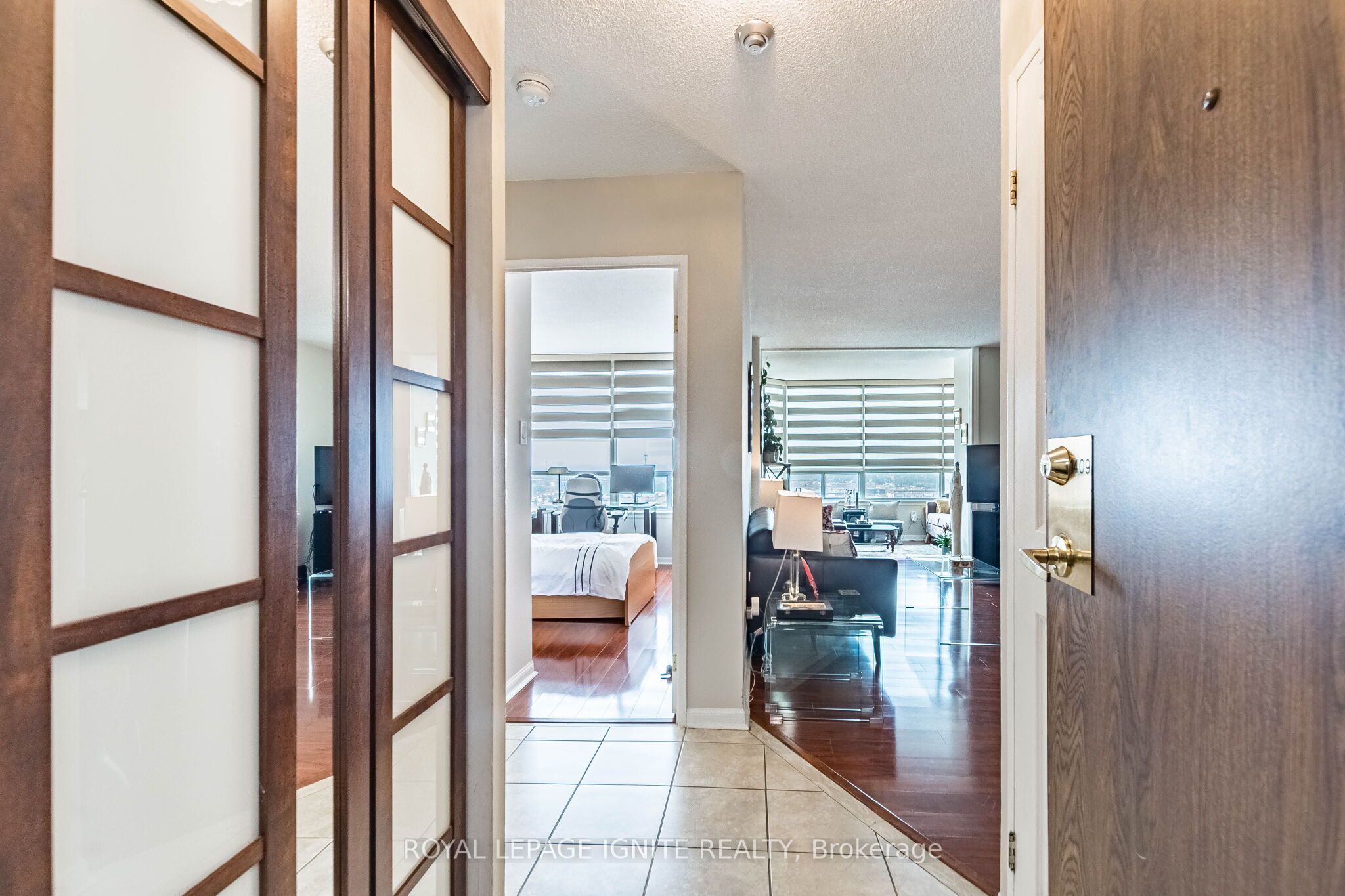 550 Webb Drive 1409 Property Photo 6