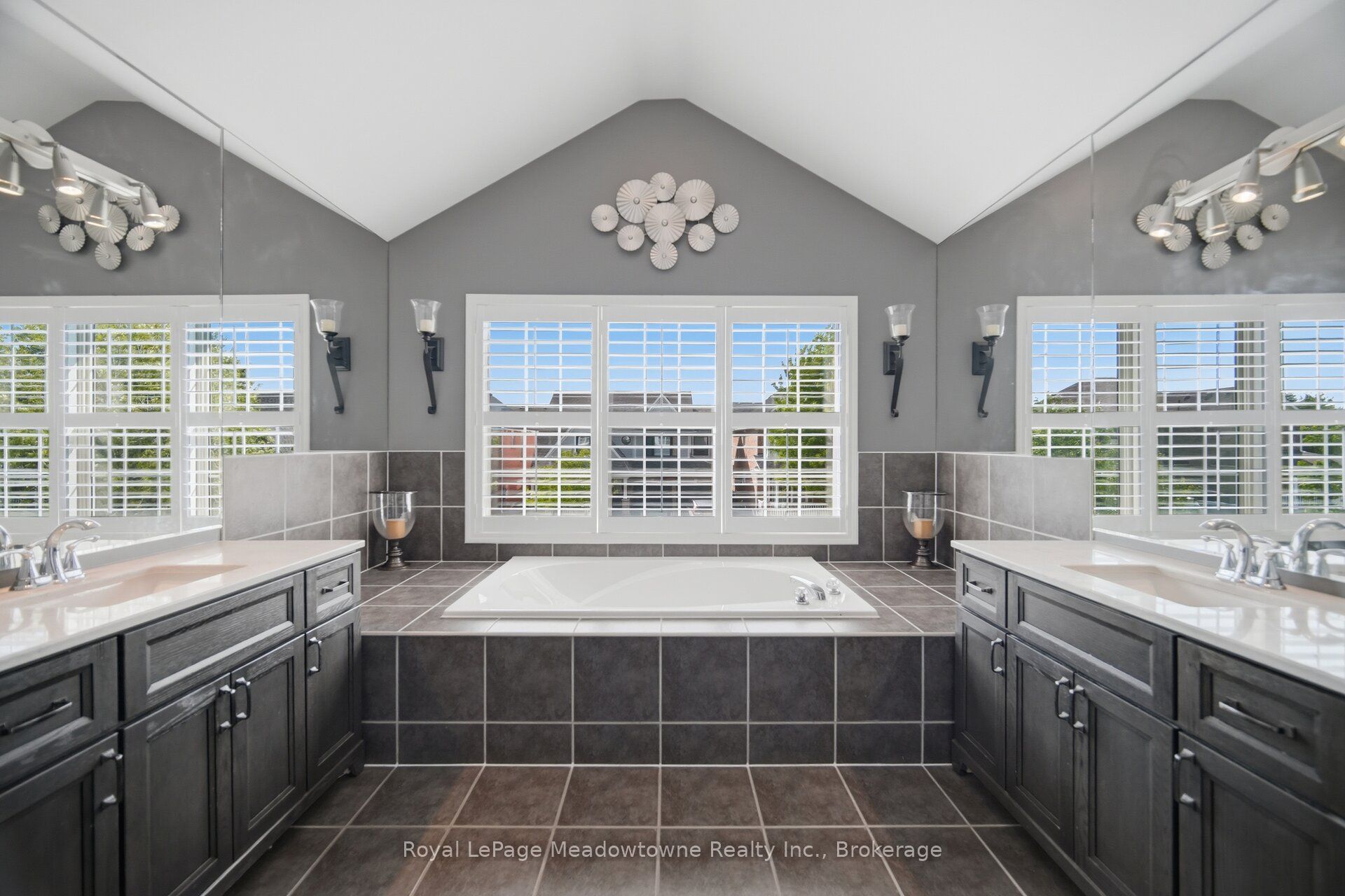 1406 Hearst Boulevard Property Photo 32