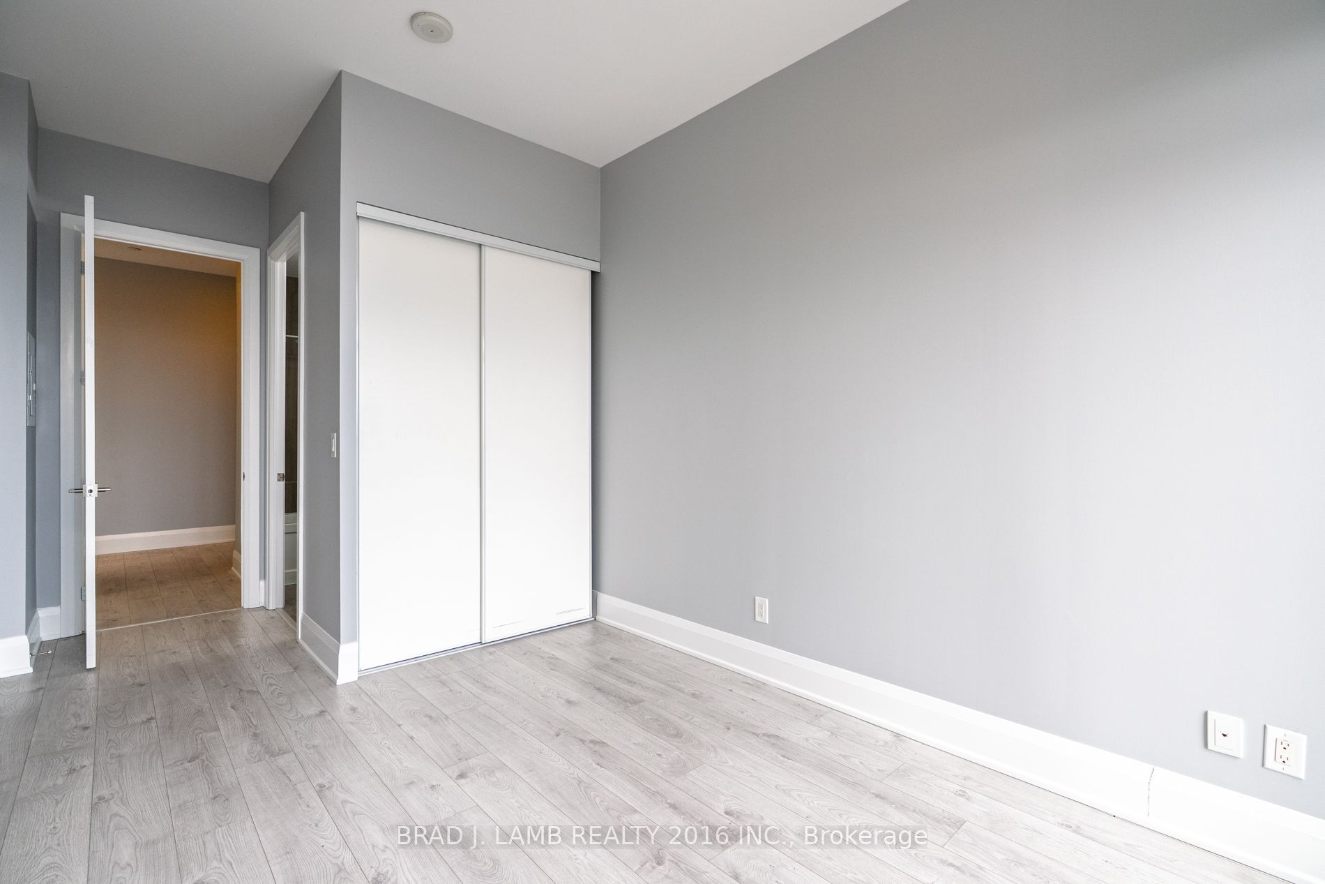 36 Park Lawn Road #4403 Property Photo 7