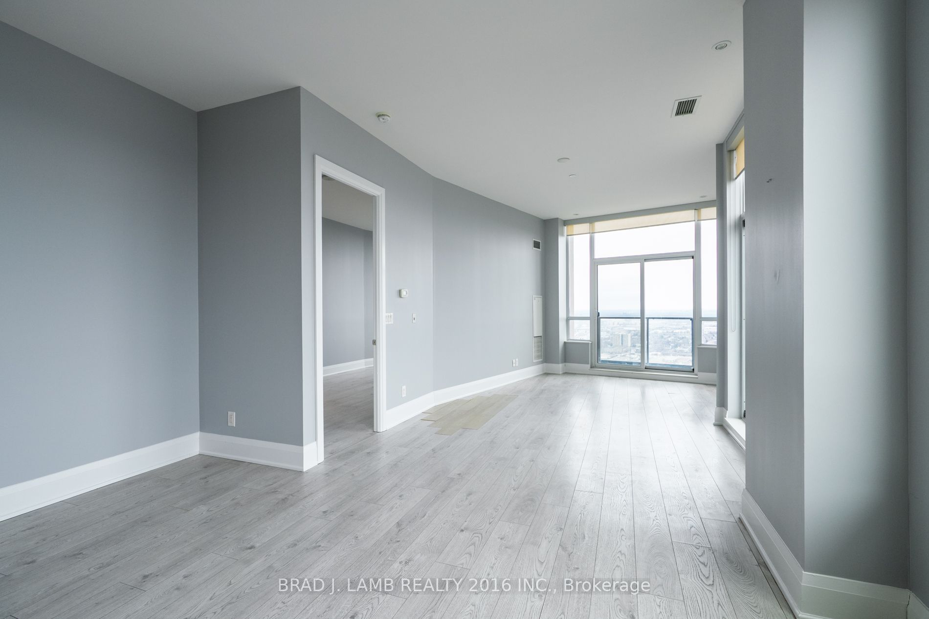 36 Park Lawn Road #4403 Property Photo 11