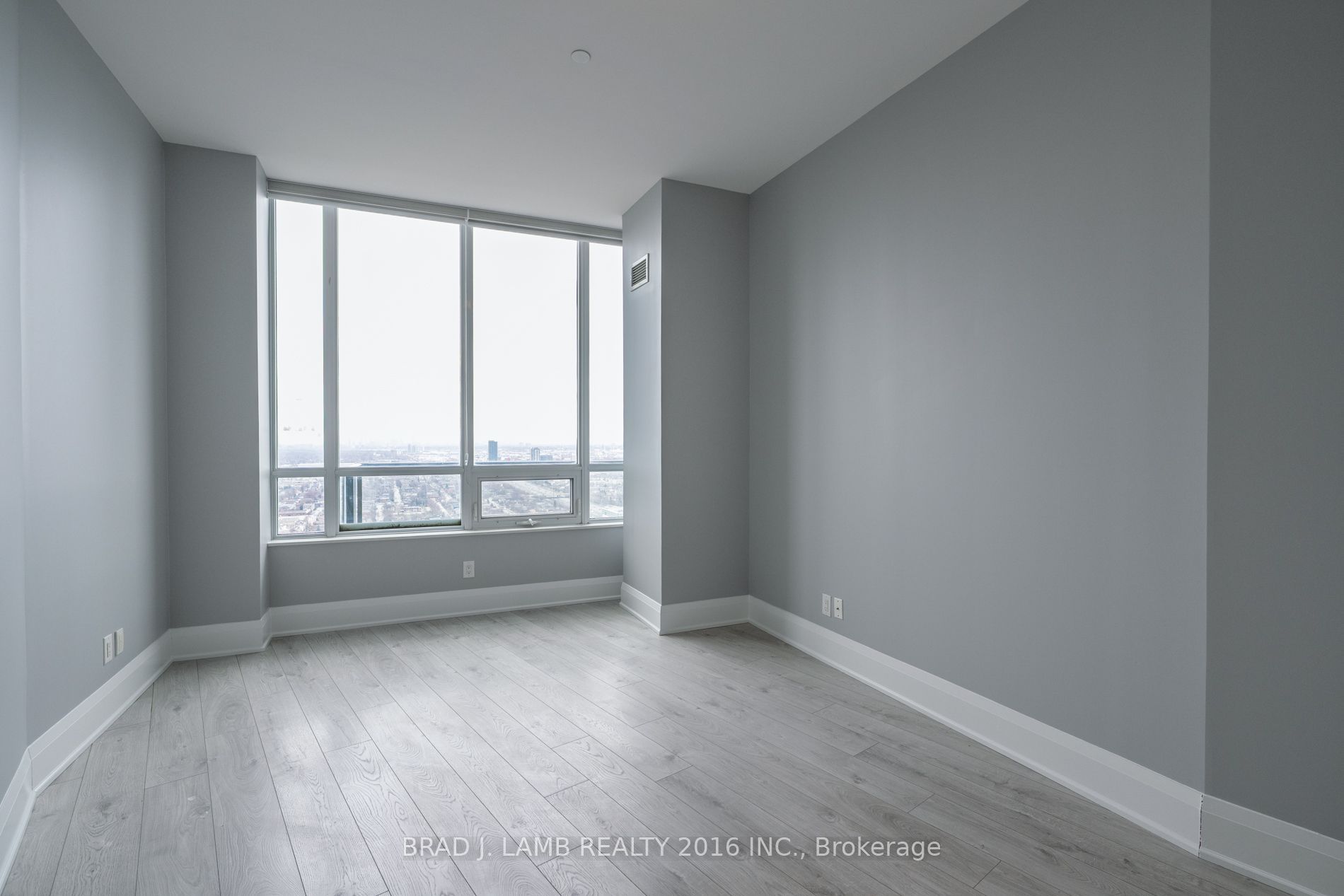 36 Park Lawn Road #4403 Property Photo 14