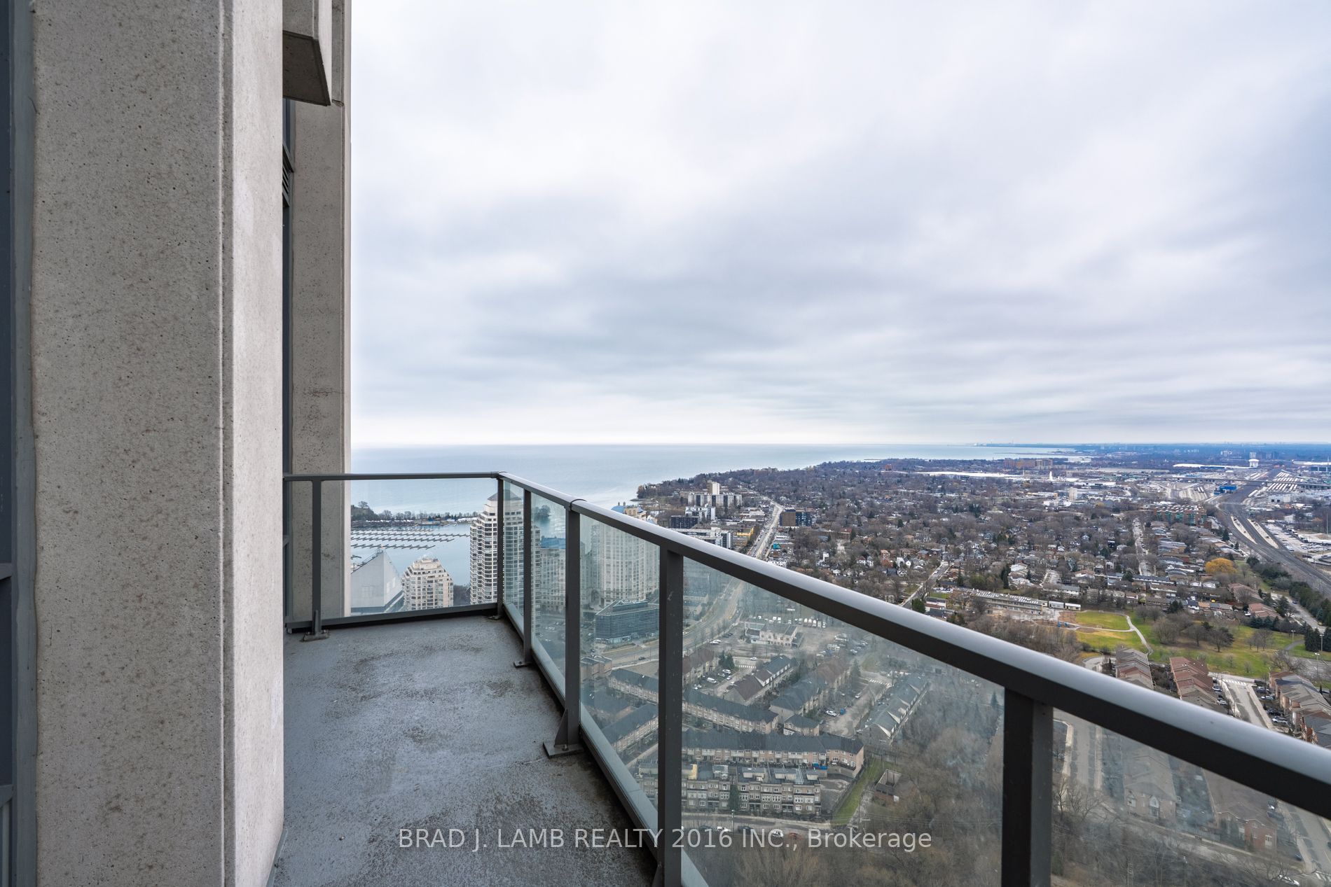36 Park Lawn Road #4403 Property Photo 17