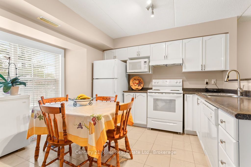 1450 Bishops Gate 111 Property Photo 16