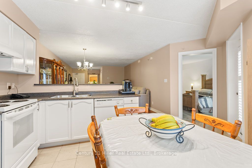 1450 Bishops Gate 111 Property Photo 19